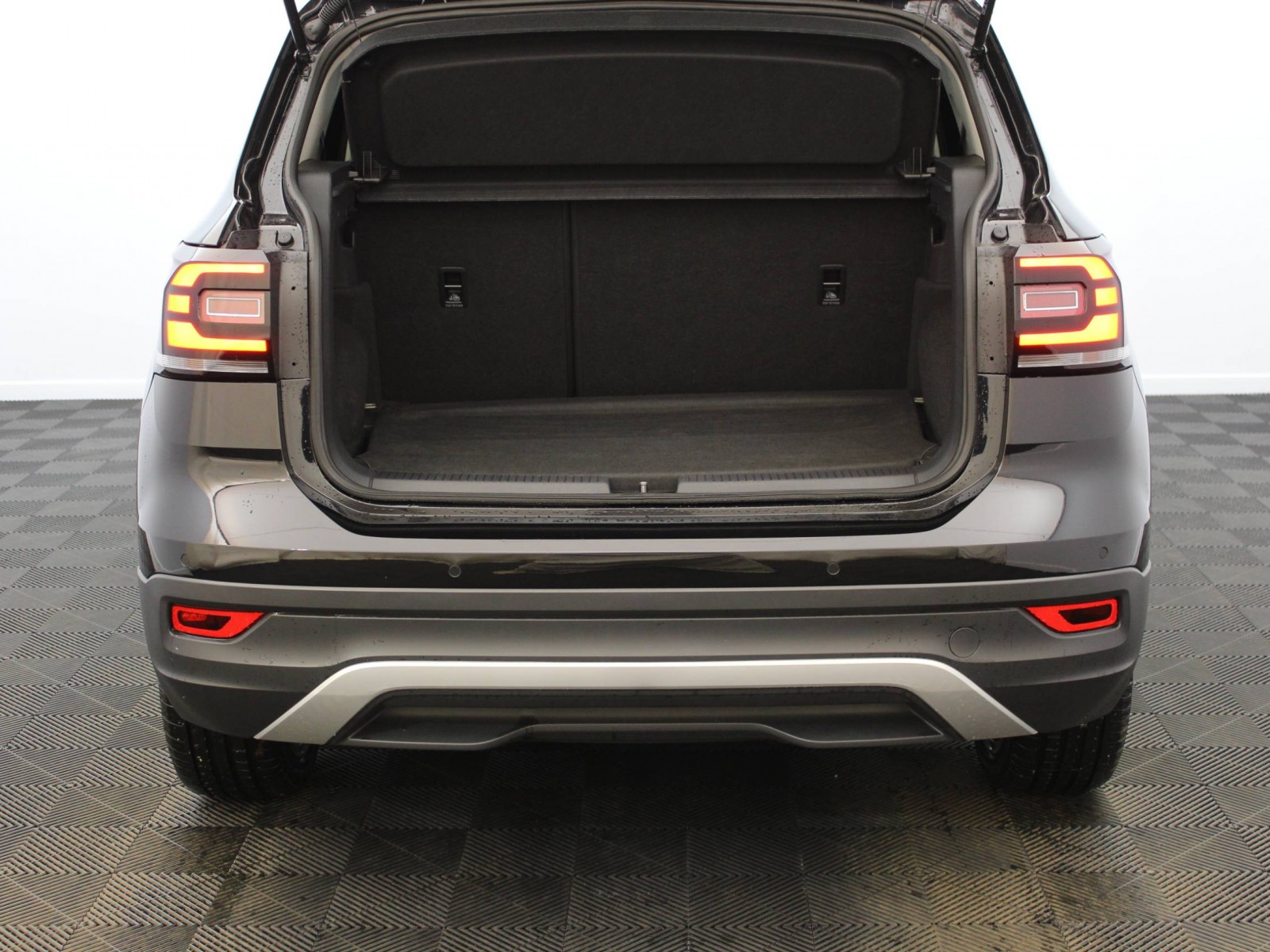 VOLKSWAGEN - T-CROSS - #182130 - 13
