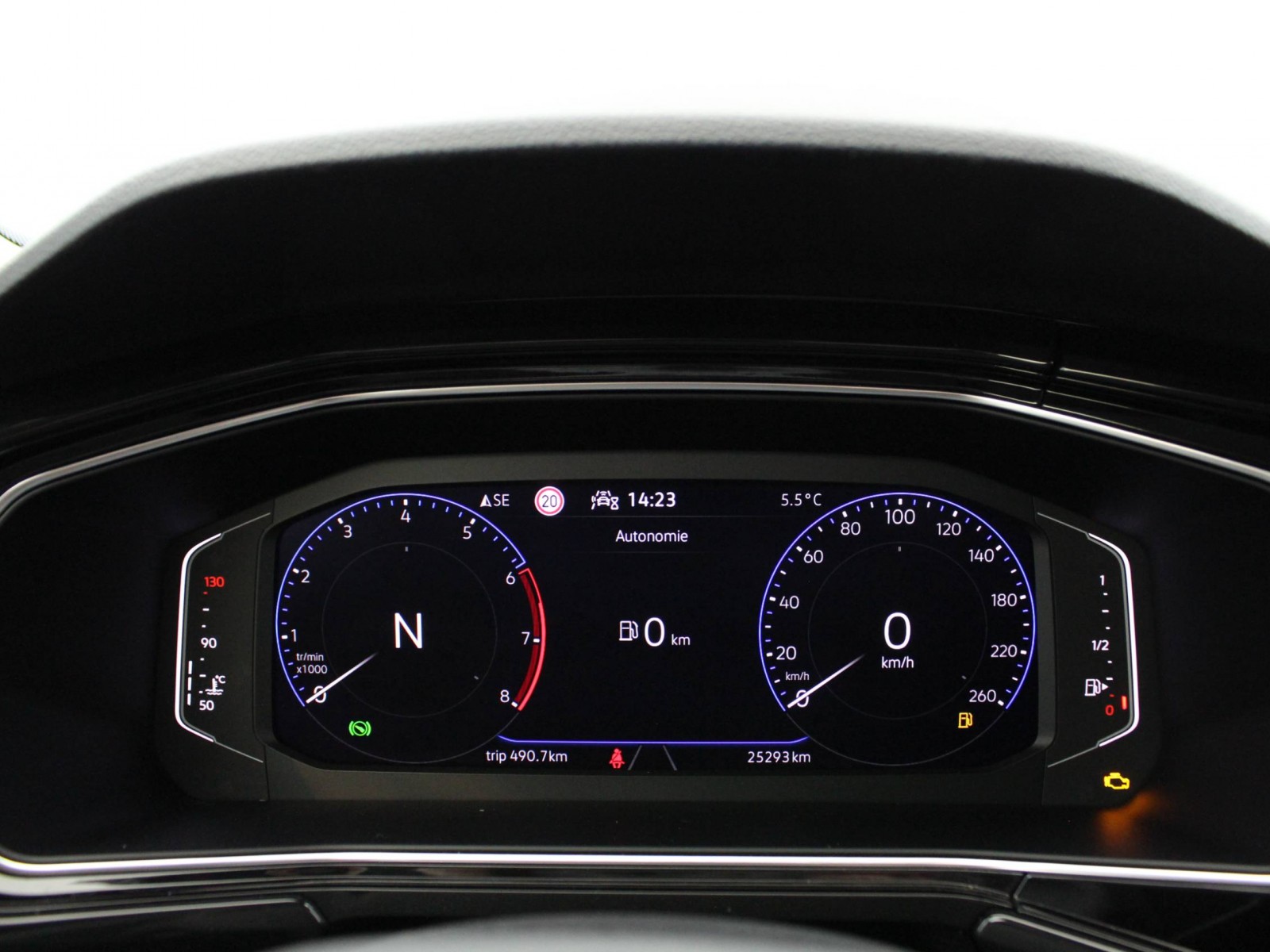 VOLKSWAGEN - T-CROSS - #182130 - 12