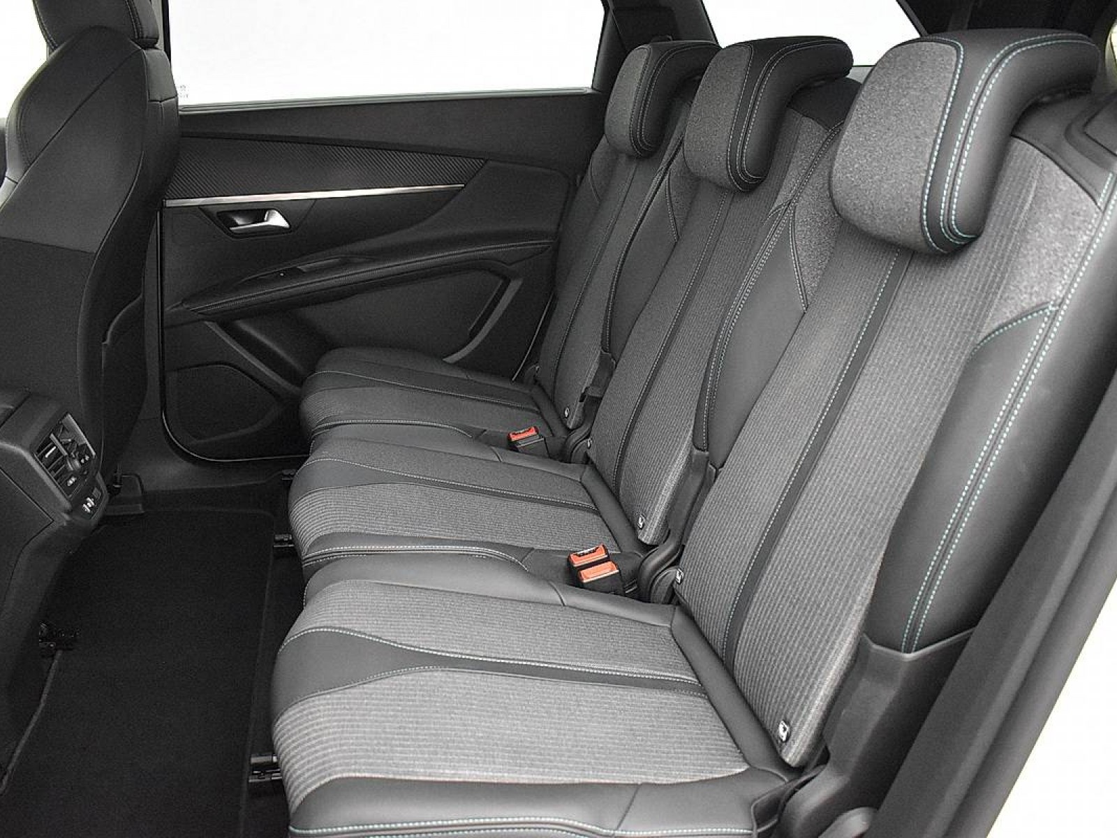 PEUGEOT - 5008 - #182304 - 8