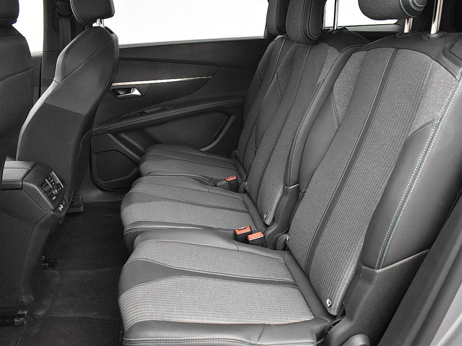 PEUGEOT - 5008 - #182303 - 8