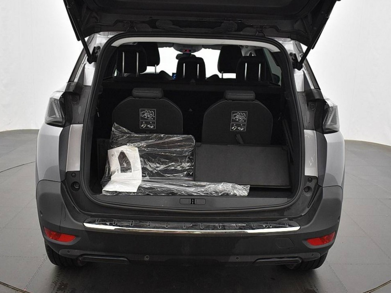 PEUGEOT - 5008 - #182303 - 28