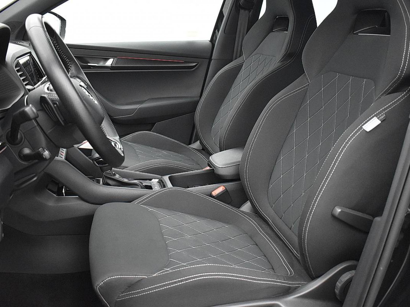 SKODA - KAROQ - #182046 - 7