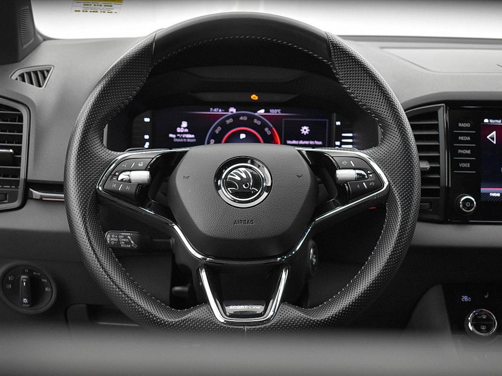 SKODA - KAROQ - #182046 - 10