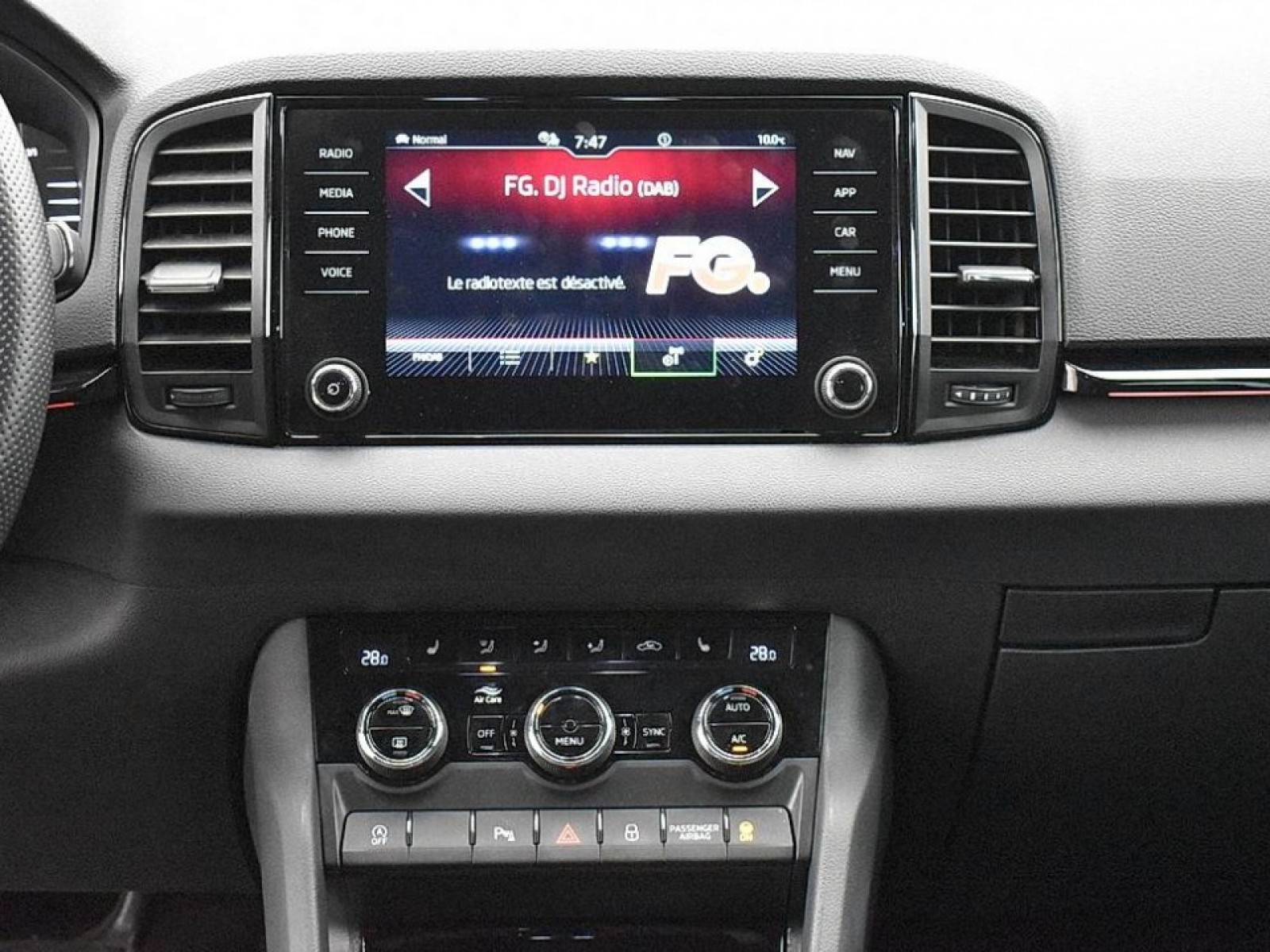 SKODA - KAROQ - #182046 - 26