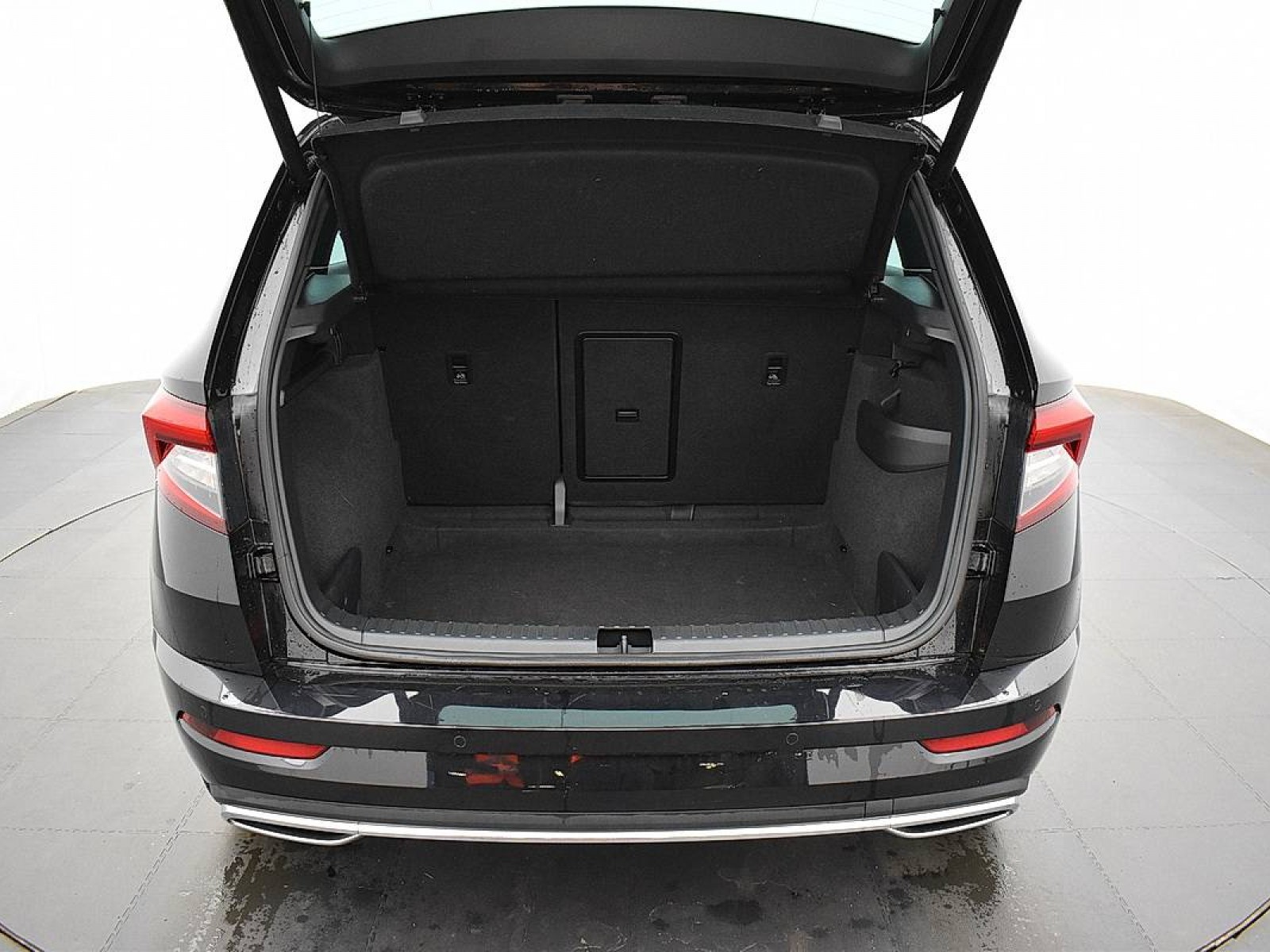 SKODA - KAROQ - #182046 - 13
