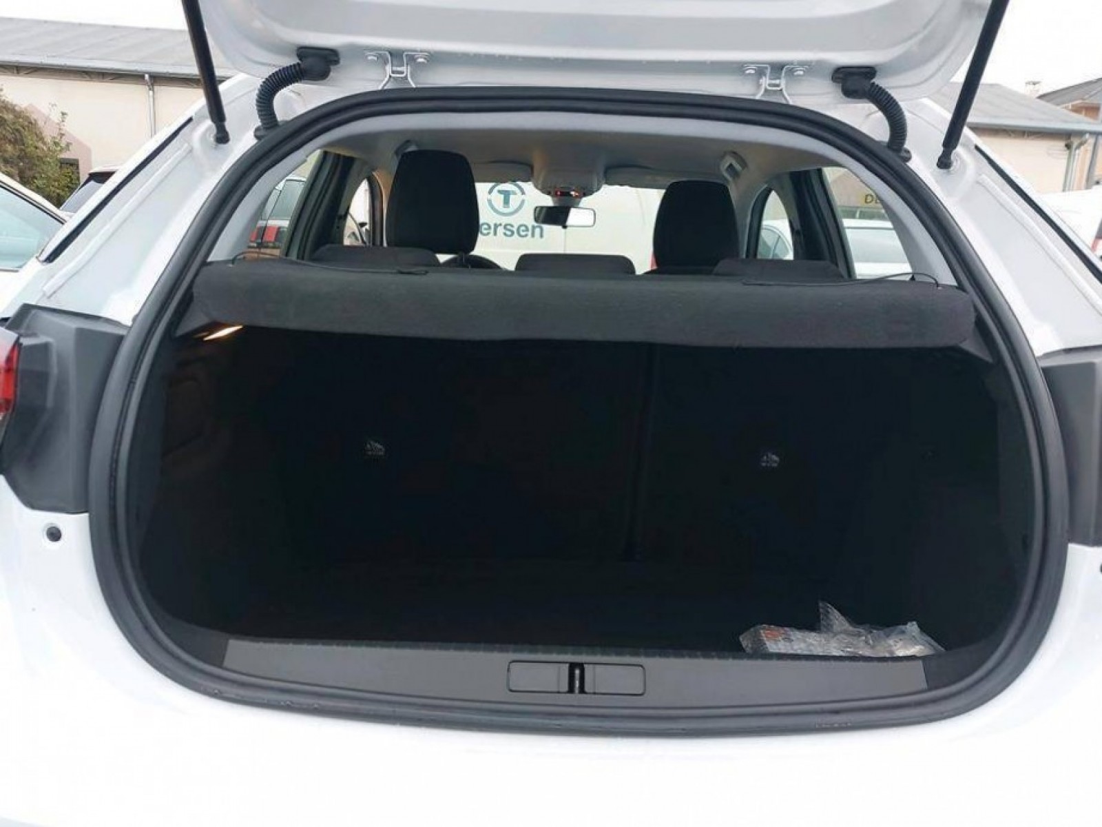 OPEL - CORSA - #182601 - 20