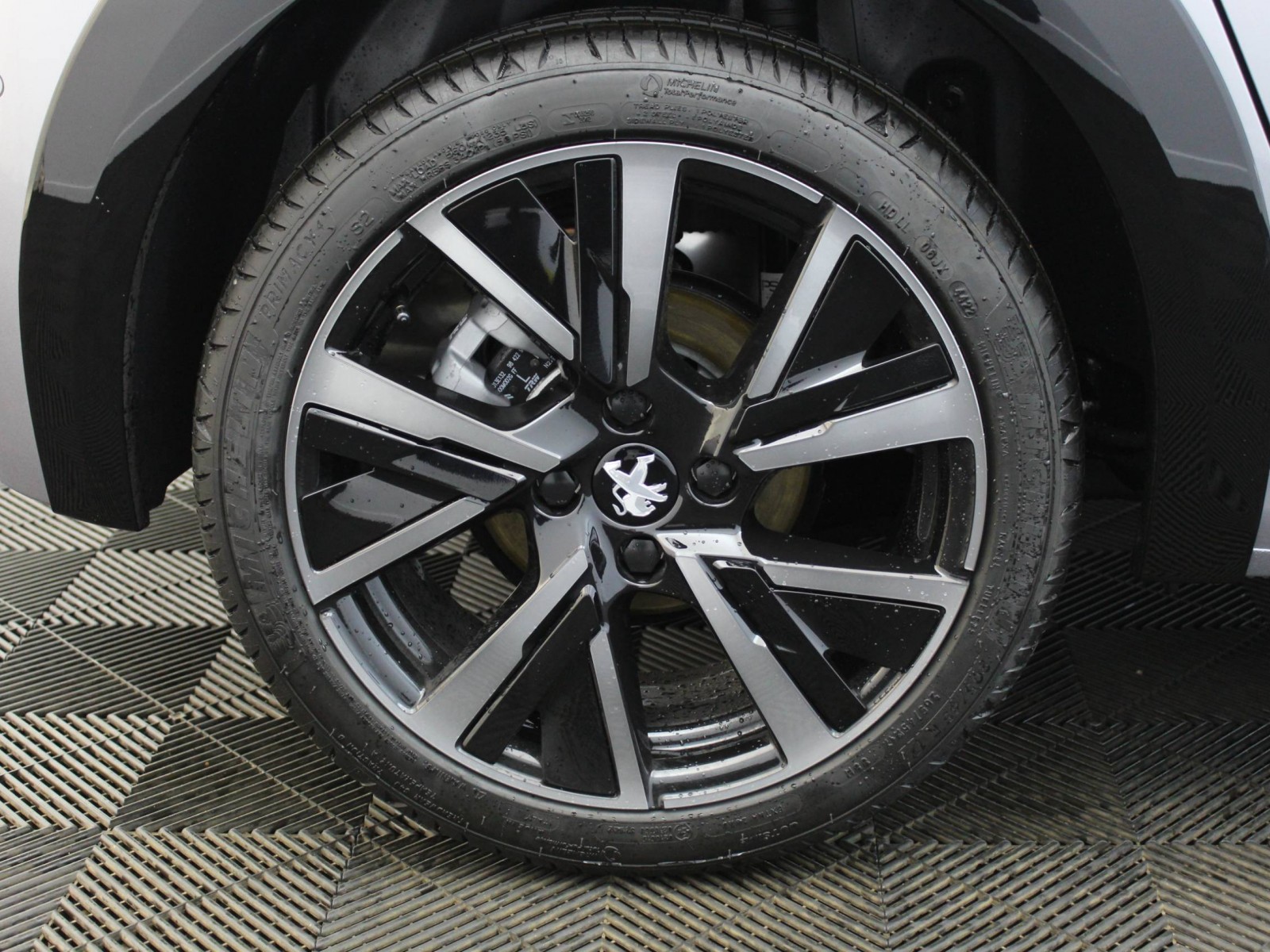 PEUGEOT - 208 - #181487 - 6