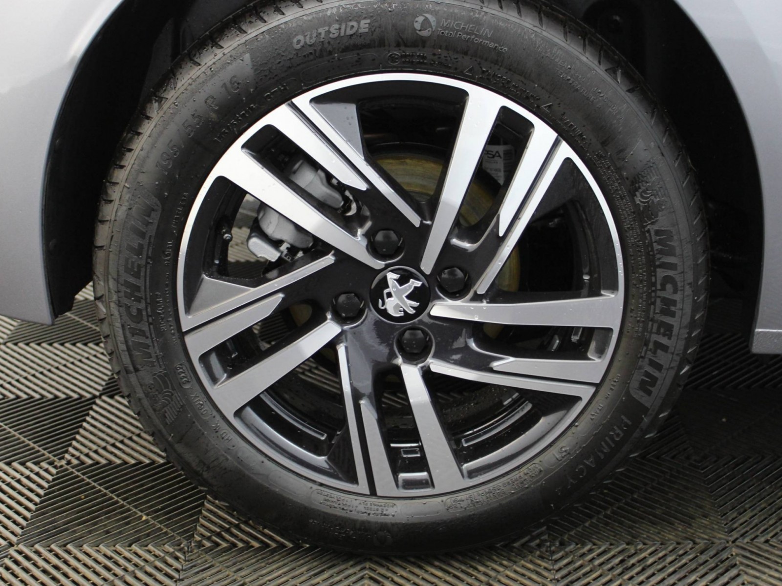PEUGEOT - 208 - #181493 - 21