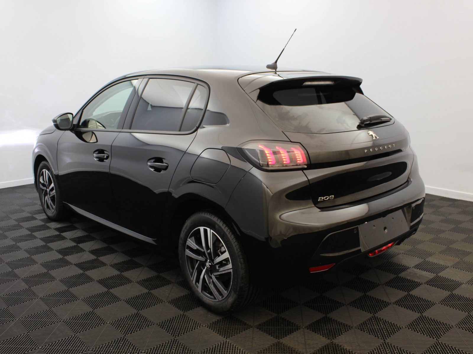 PEUGEOT - 208 - #181494 - 2