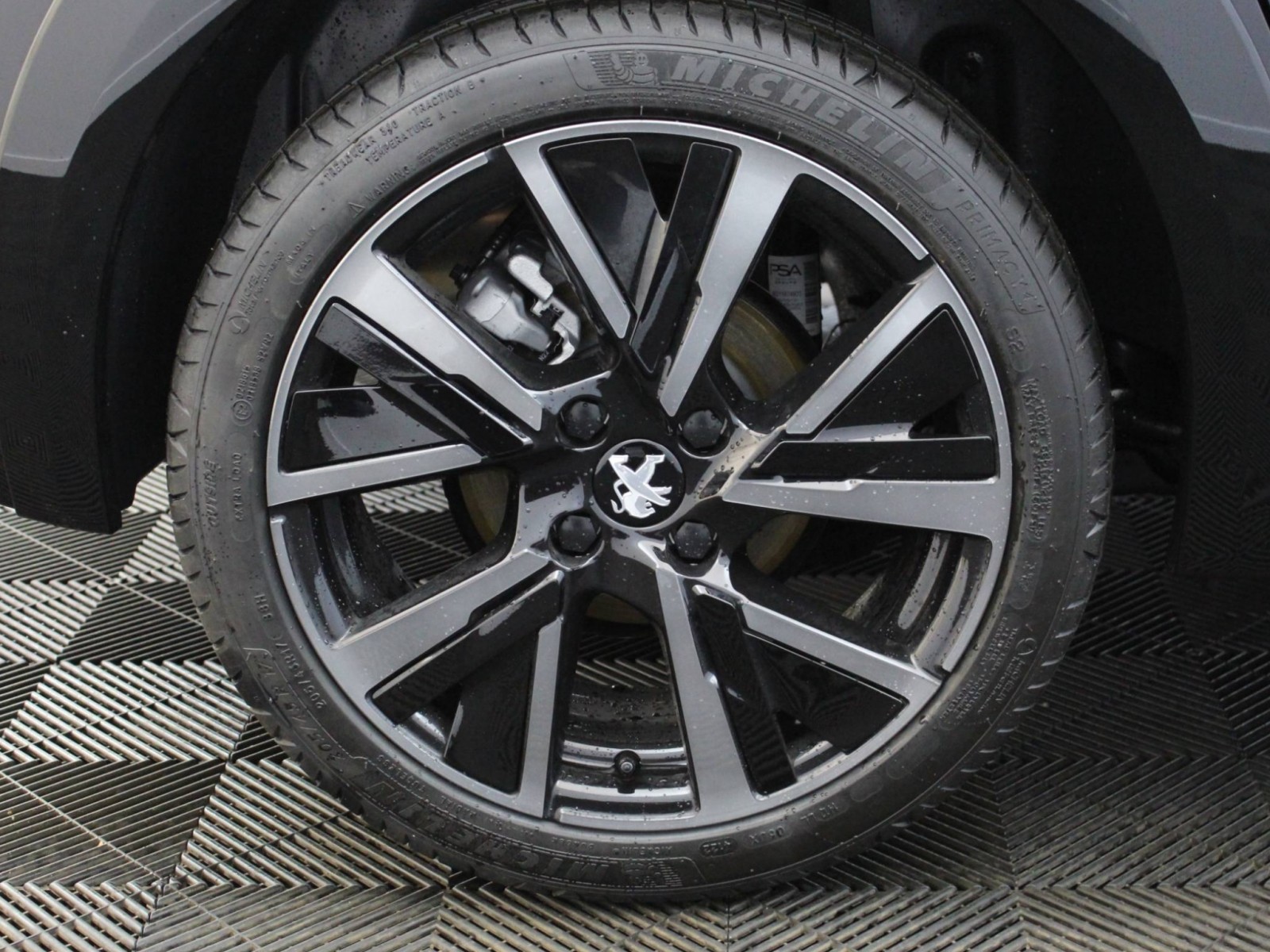 PEUGEOT - 208 - #181489 - 6