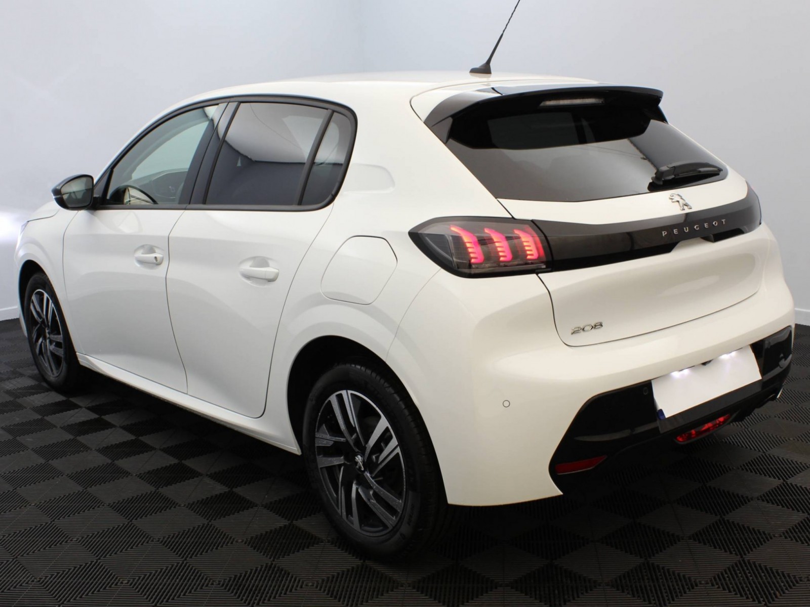 PEUGEOT - 208 - #181495 - 17