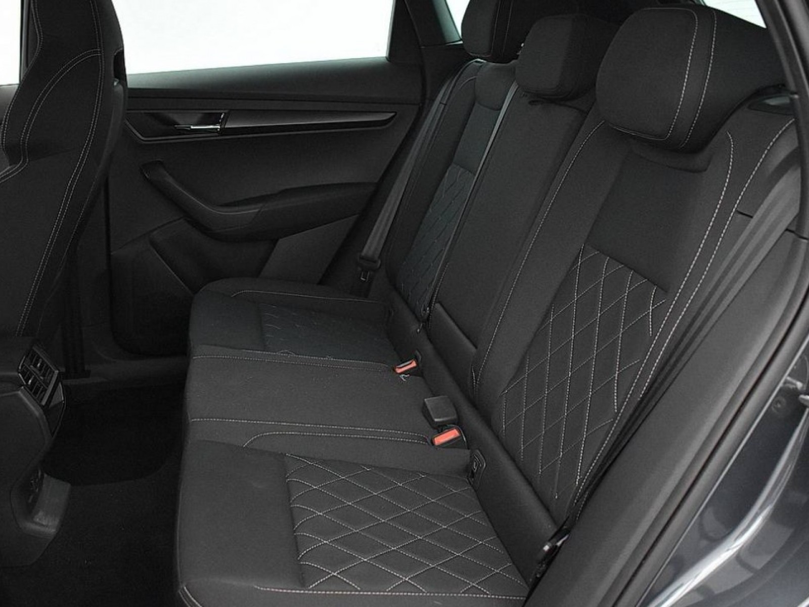 SKODA - KAROQ - #182045 - 23