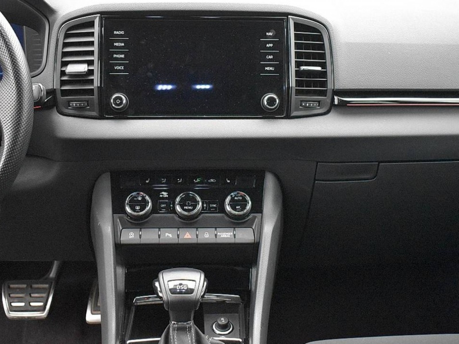 SKODA - KAROQ - #182045 - 26