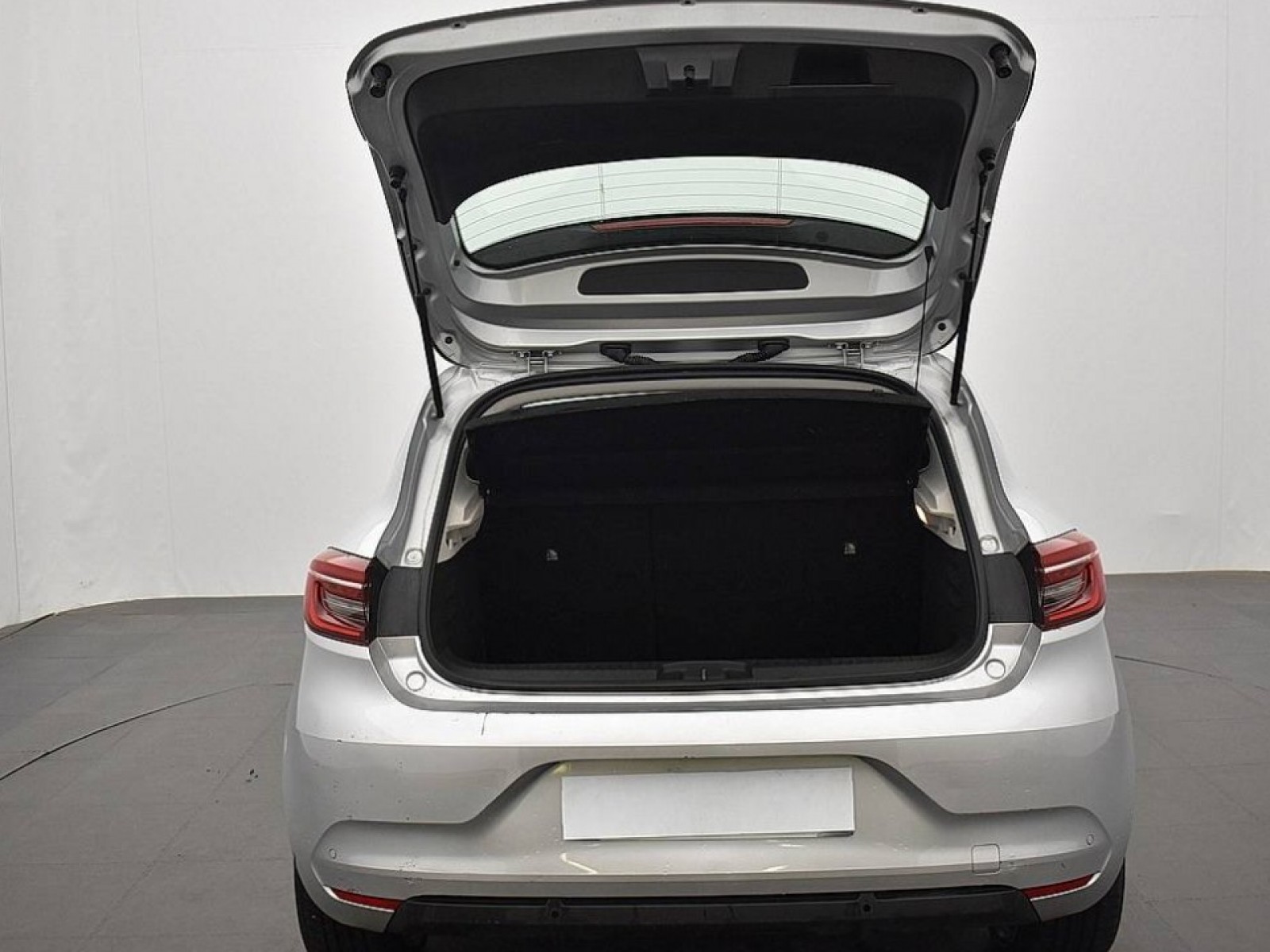 RENAULT - CLIO V - #182233 - 28