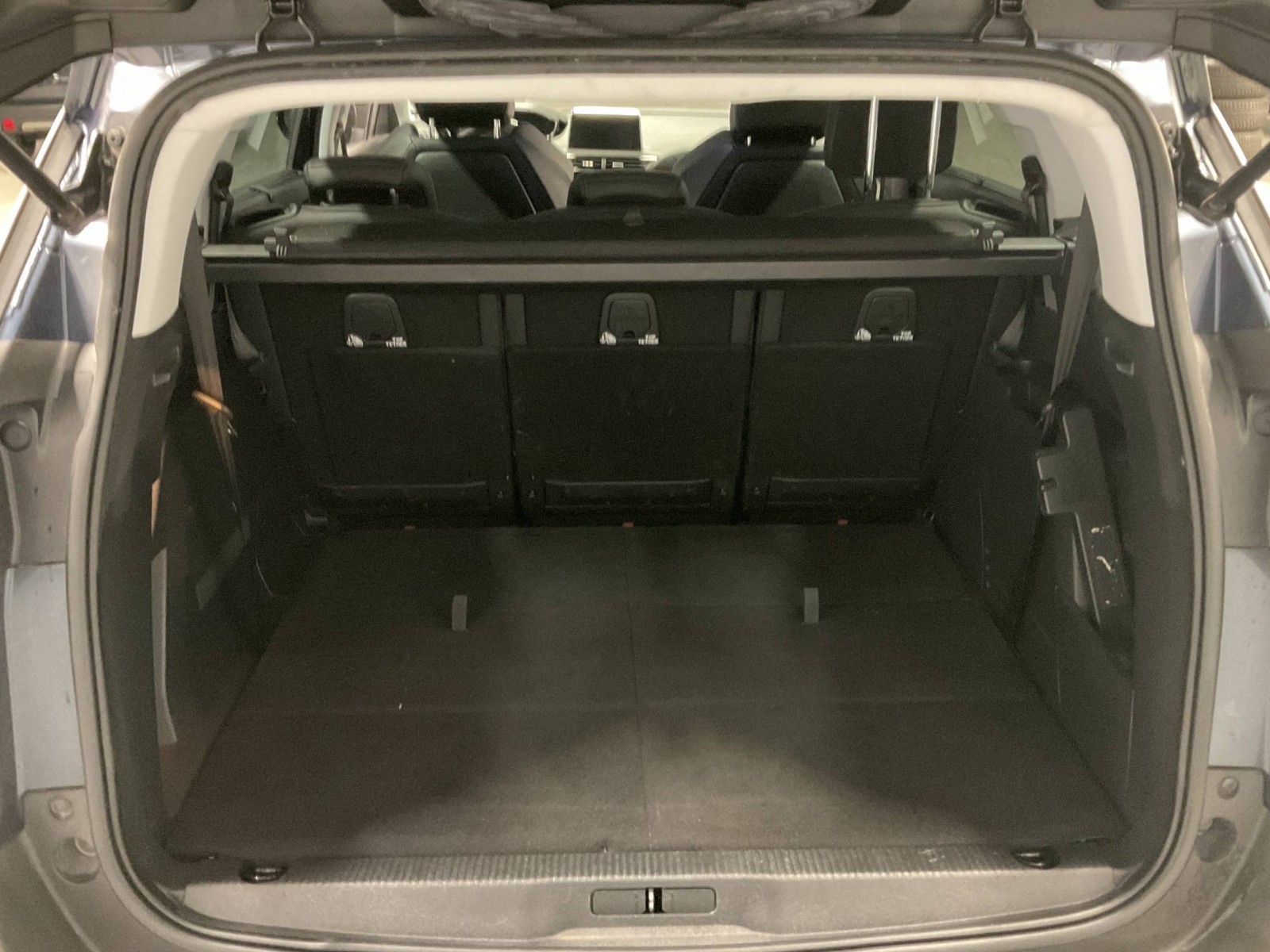 PEUGEOT - 5008 - #182236 - 31