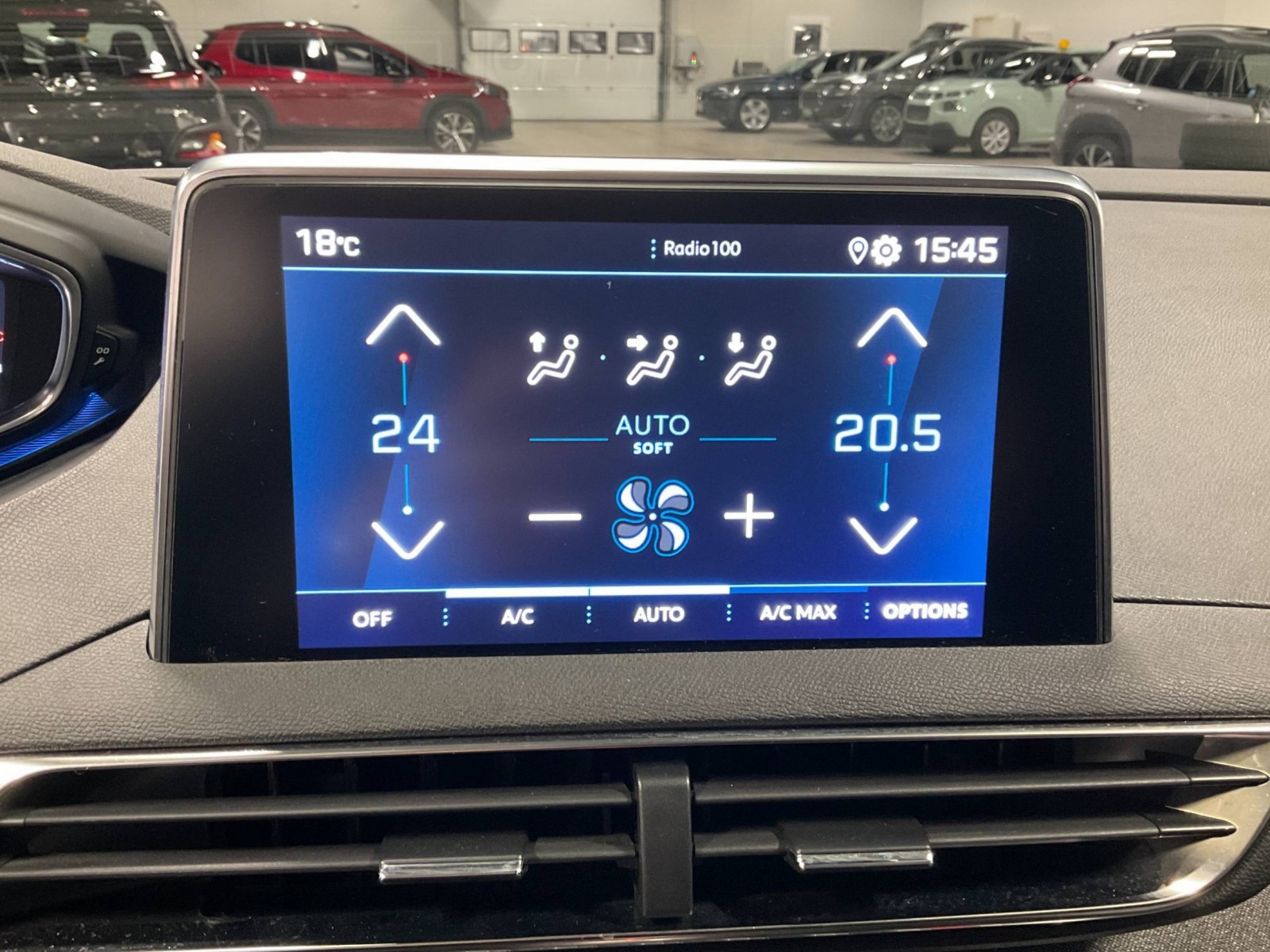 PEUGEOT - 5008 - #182236 - 34