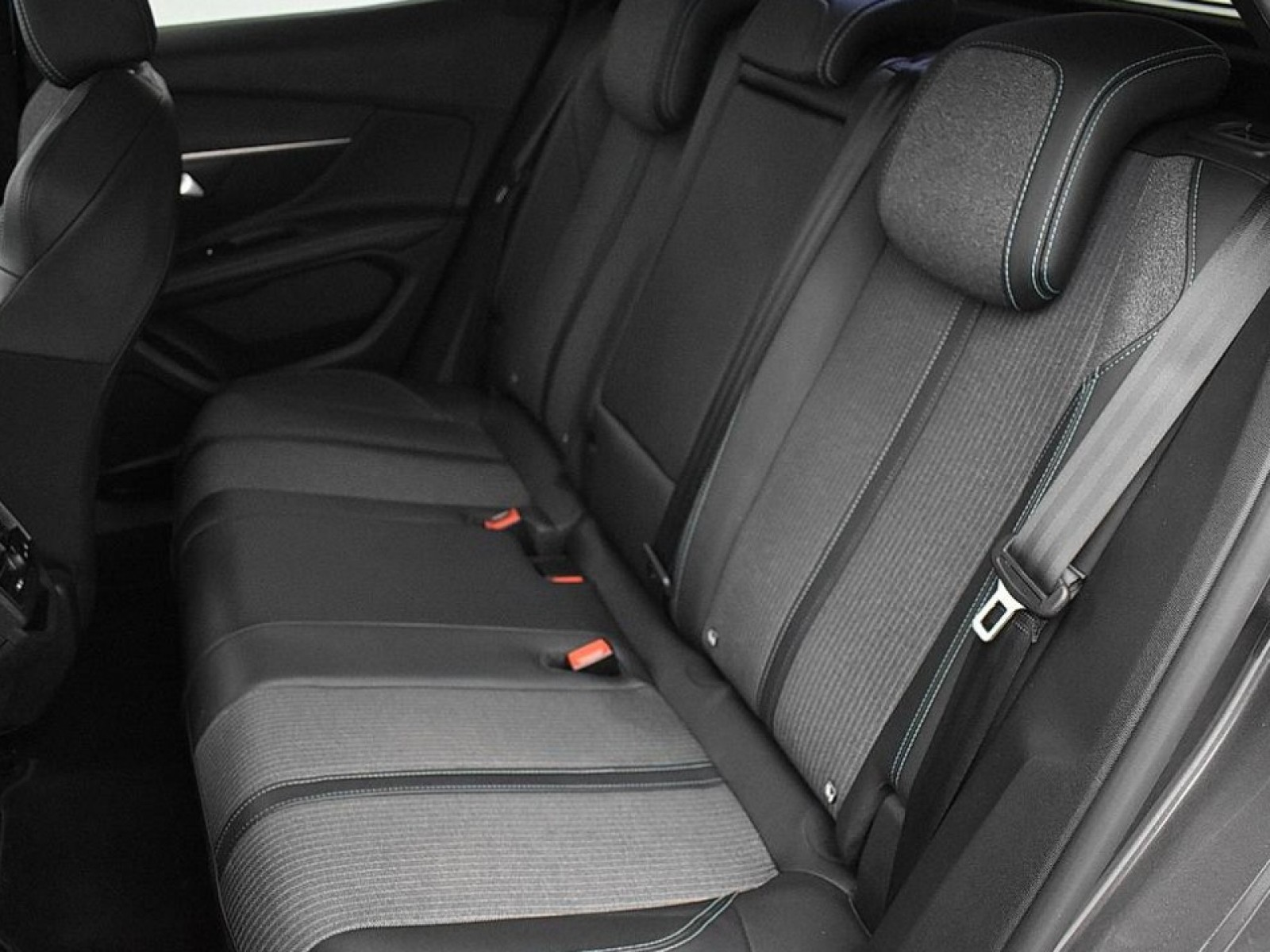 PEUGEOT - 3008 - #182302 - 23