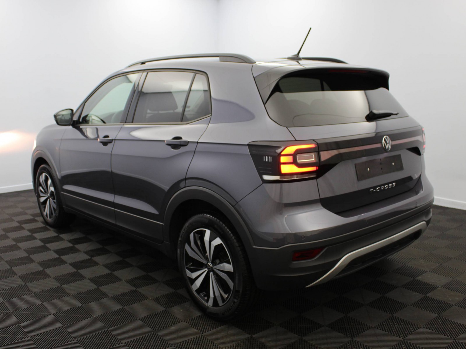 VOLKSWAGEN - T-CROSS - #175394 - 2