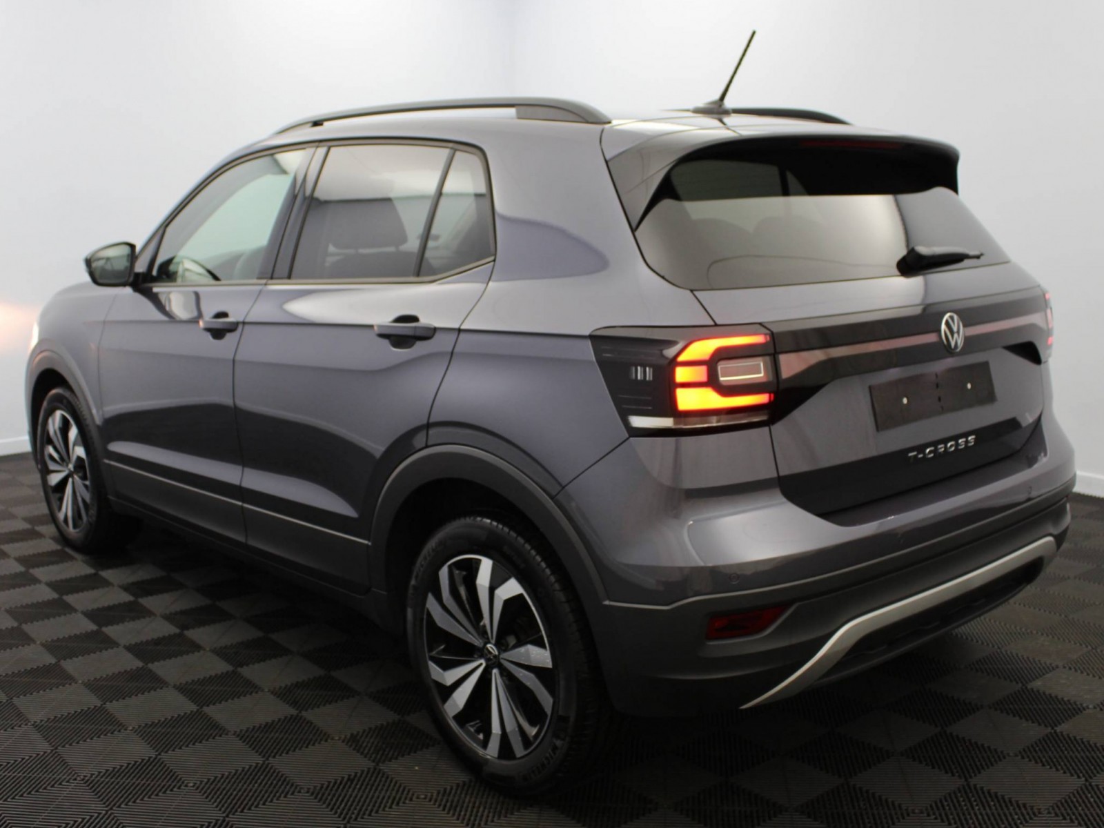 VOLKSWAGEN - T-CROSS - #175393 - 2