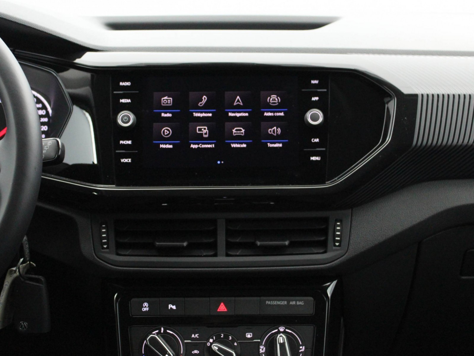 VOLKSWAGEN - T-CROSS - #175395 - 11
