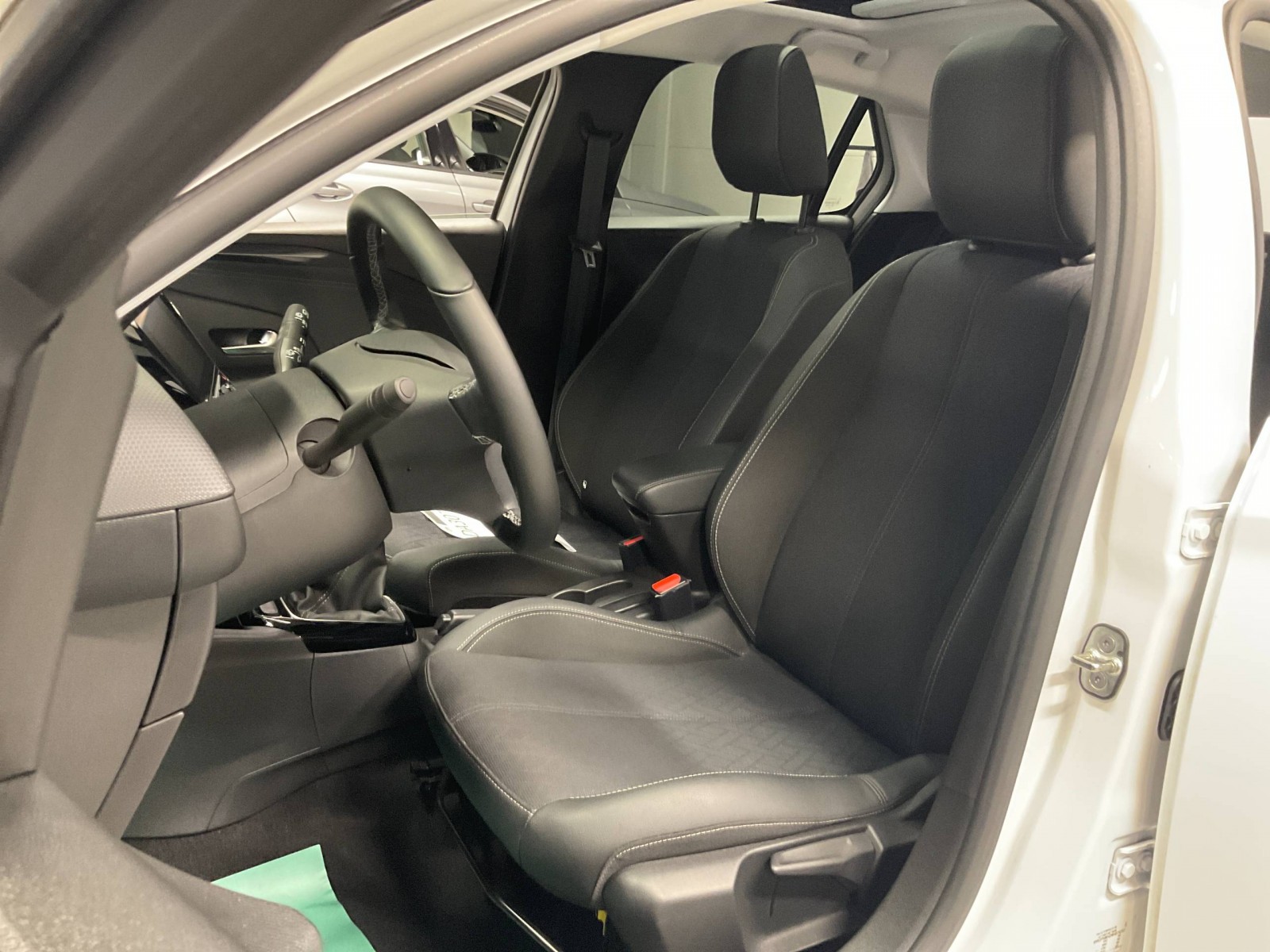 OPEL - CORSA - #182524 - 12