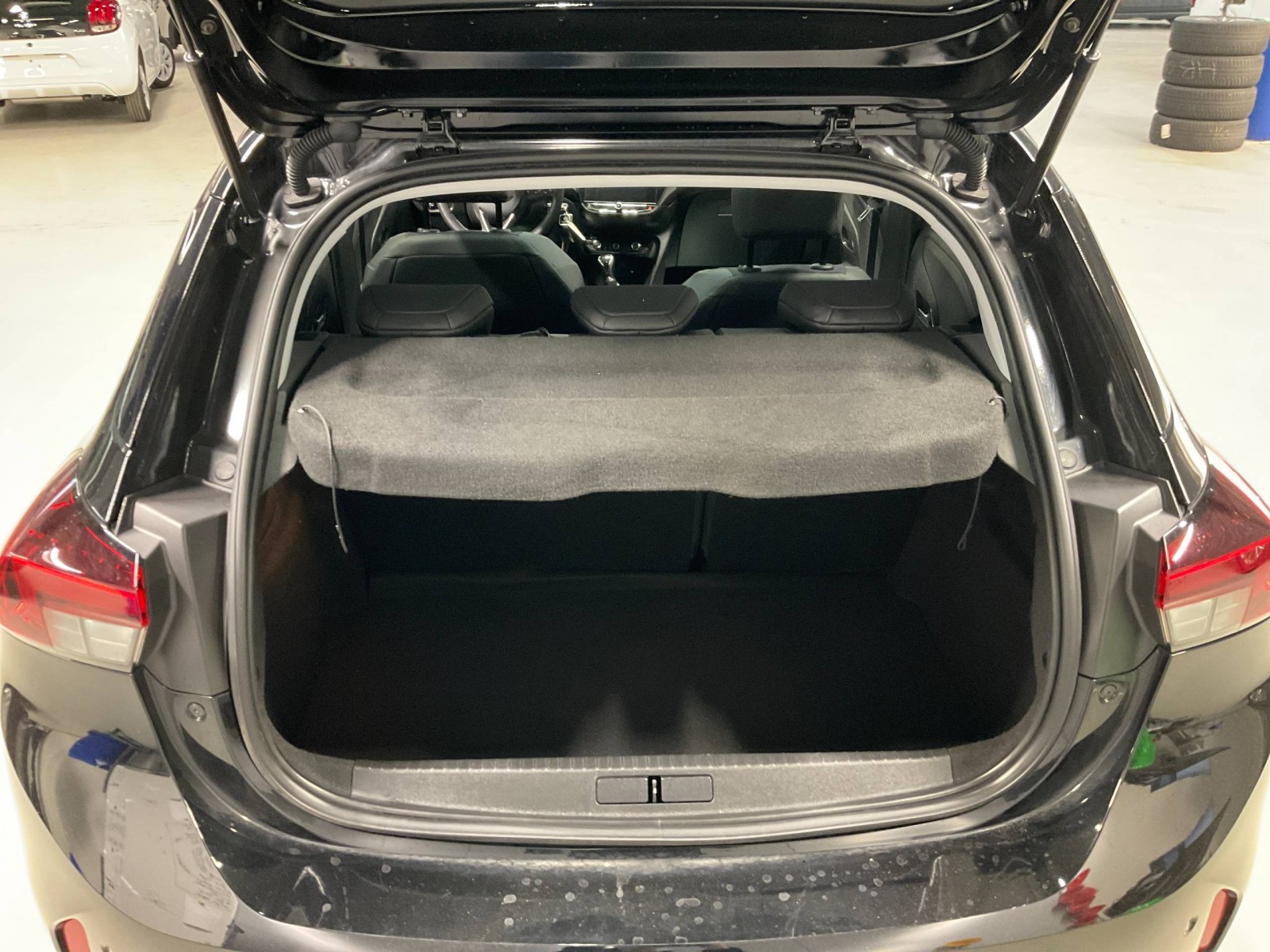 OPEL - CORSA - #182581 - 9