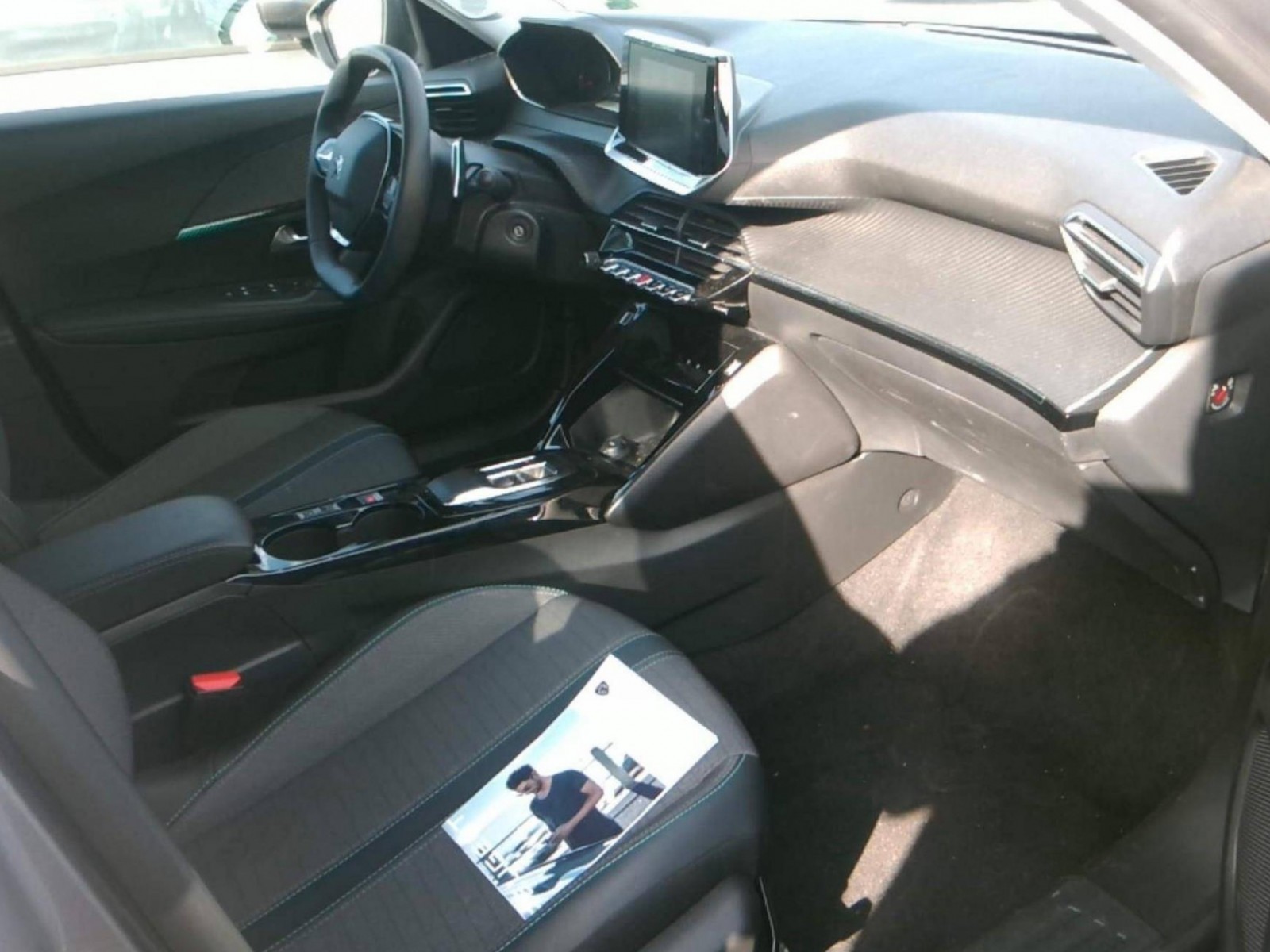 PEUGEOT - 2008 - #182688 - 6