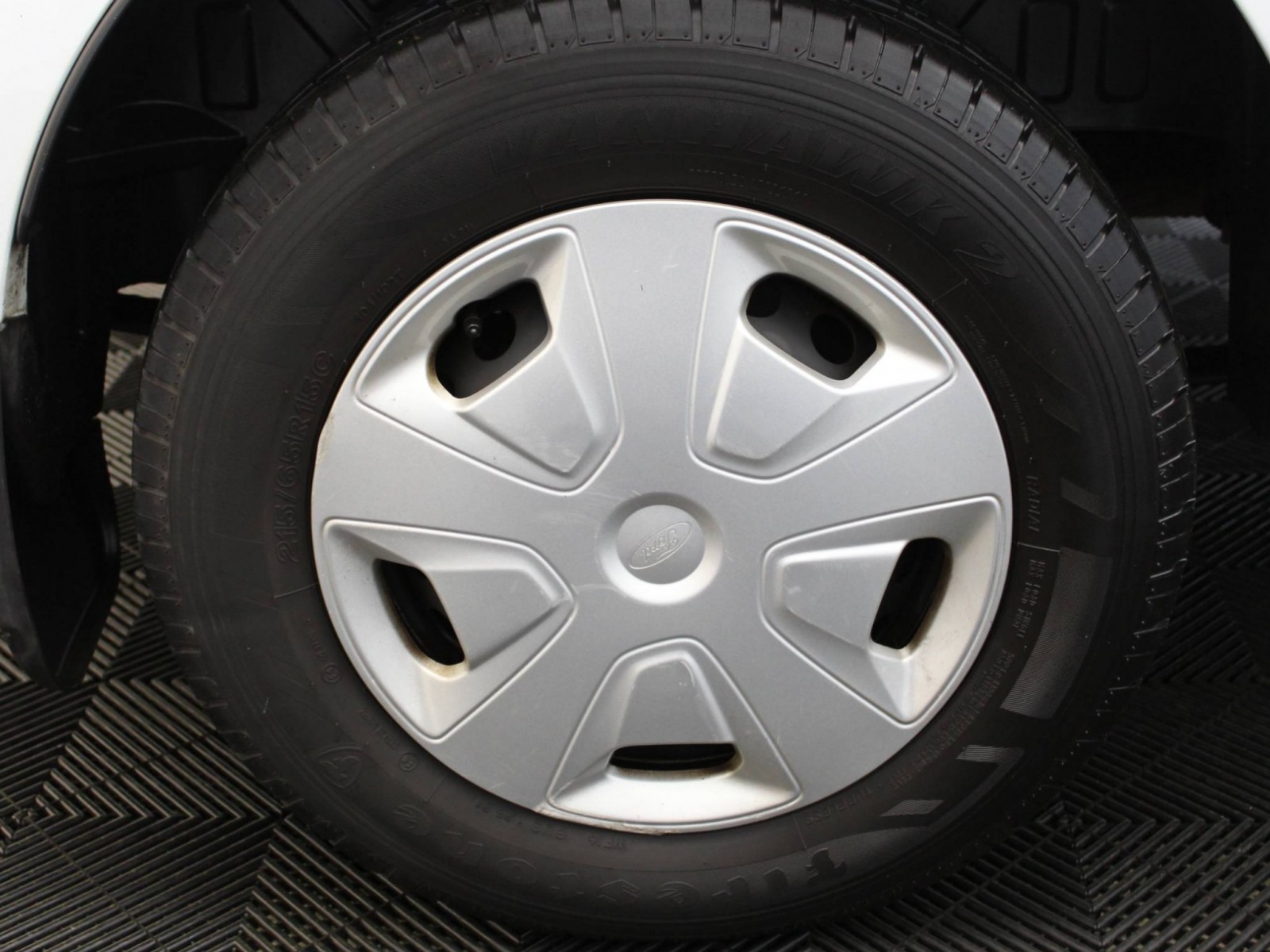 FORD - TRANSIT CUSTOM FOURGON - #181590 - 18