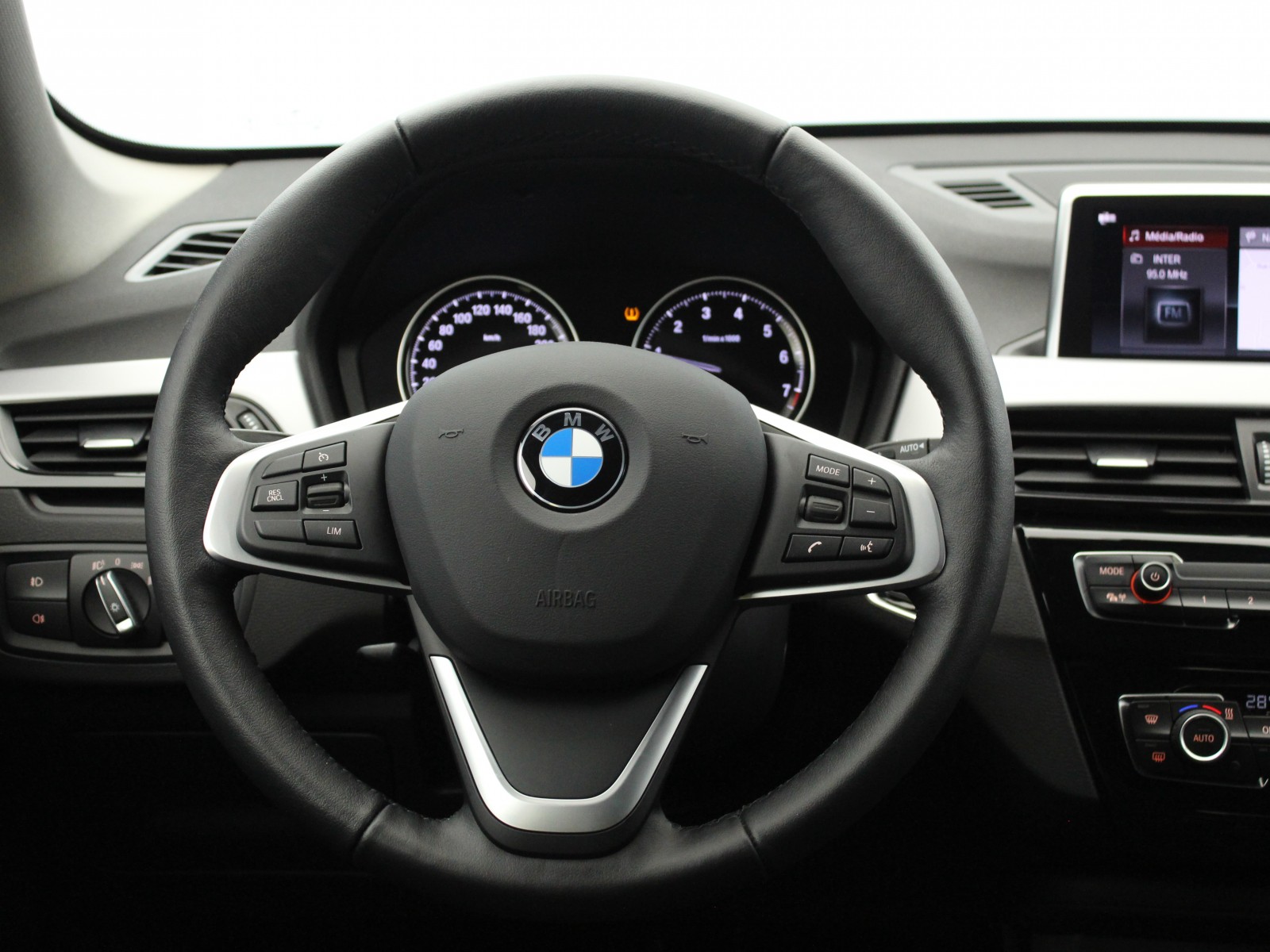 BMW - X1 F48 LCI - #182772 - 10