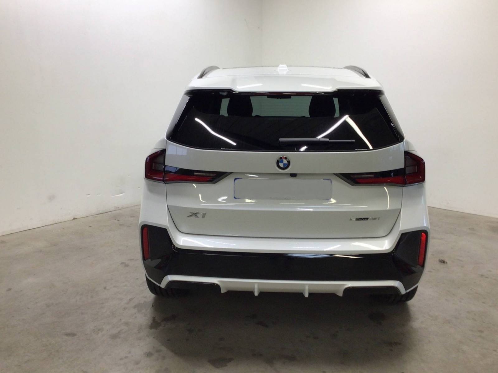 BMW - X1 U11 - #182548 - 21