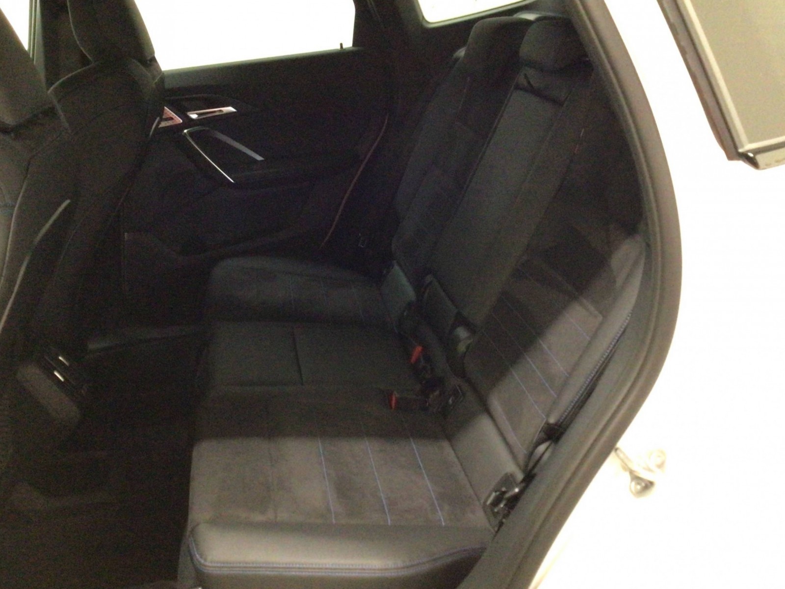 BMW - X1 U11 - #182548 - 24