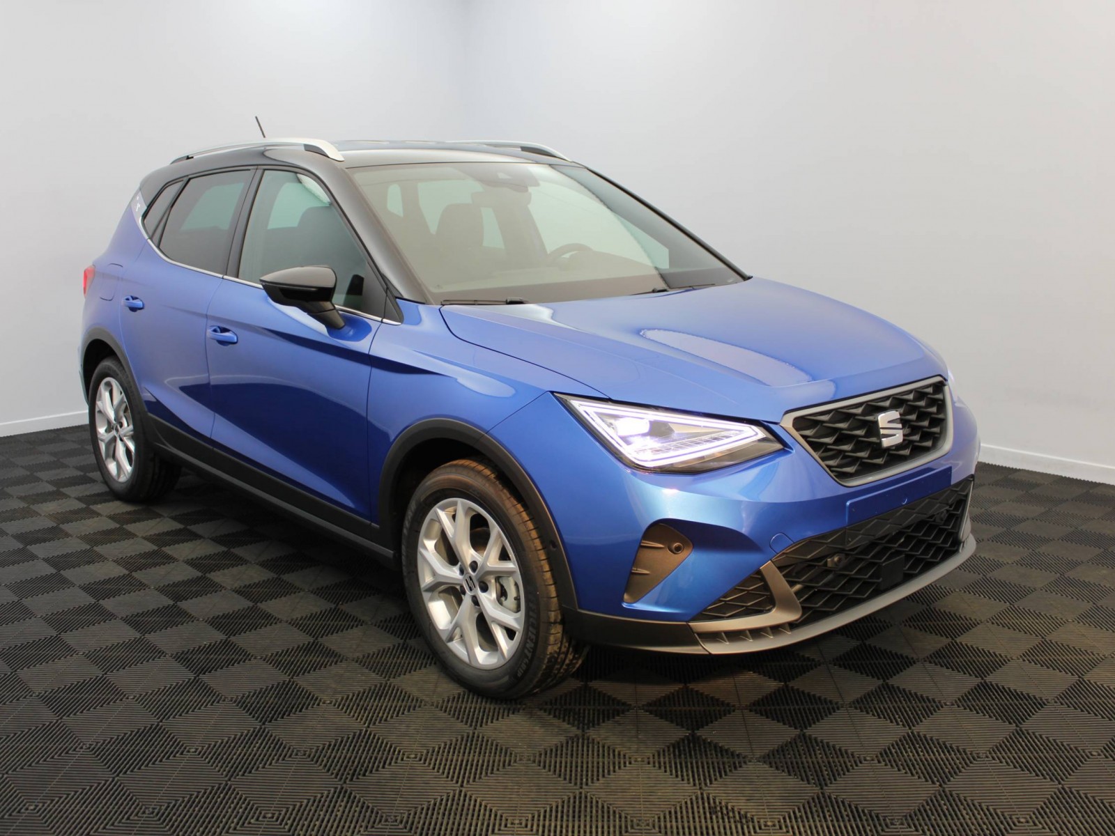SEAT - ARONA - #182646 - 1
