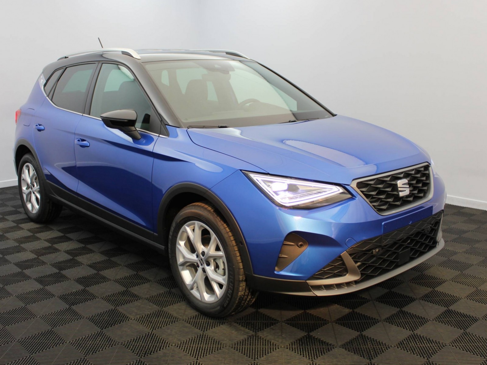 SEAT - ARONA - #182645 - 1