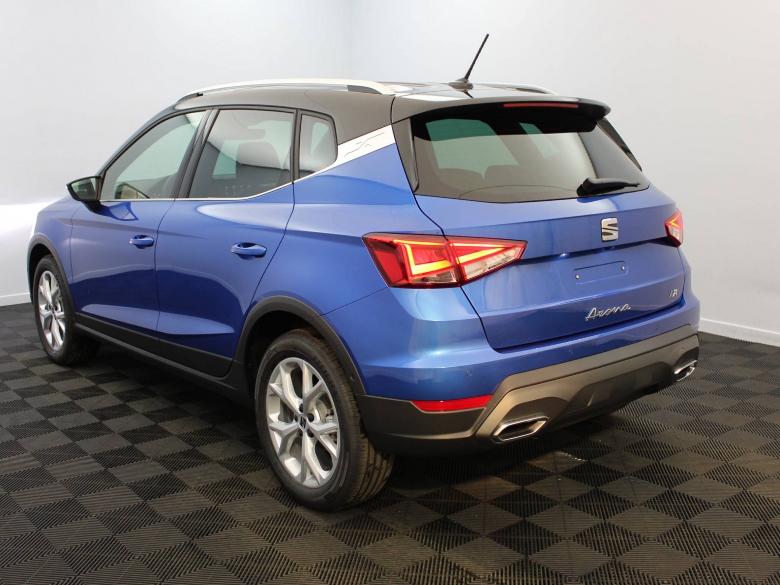 SEAT - ARONA - #182645 - 2