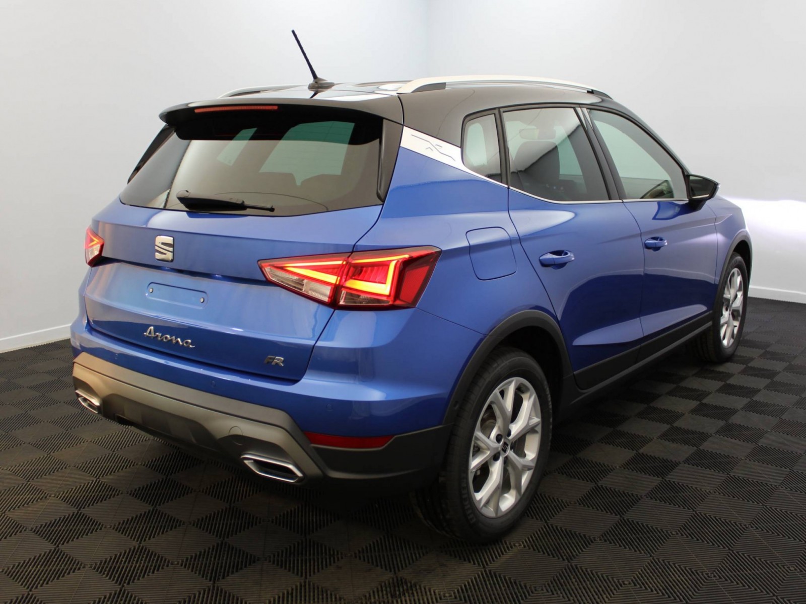 SEAT - ARONA - #182645 - 3