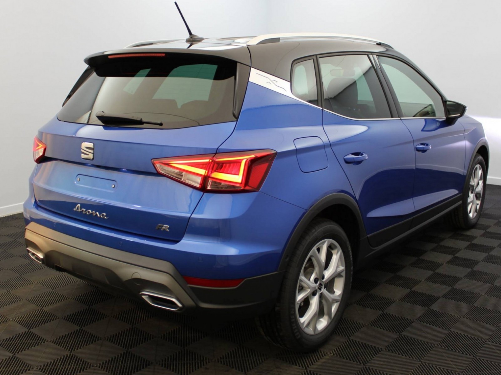 SEAT - ARONA - #182645 - 18