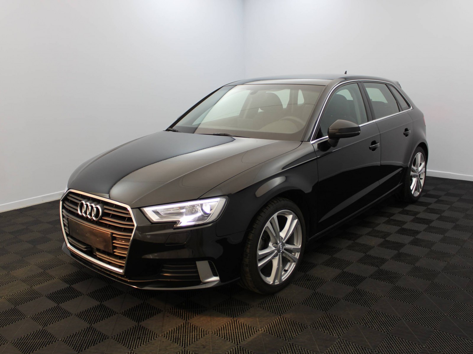 AUDI - A3 SPORTBACK - #182505 - 0
