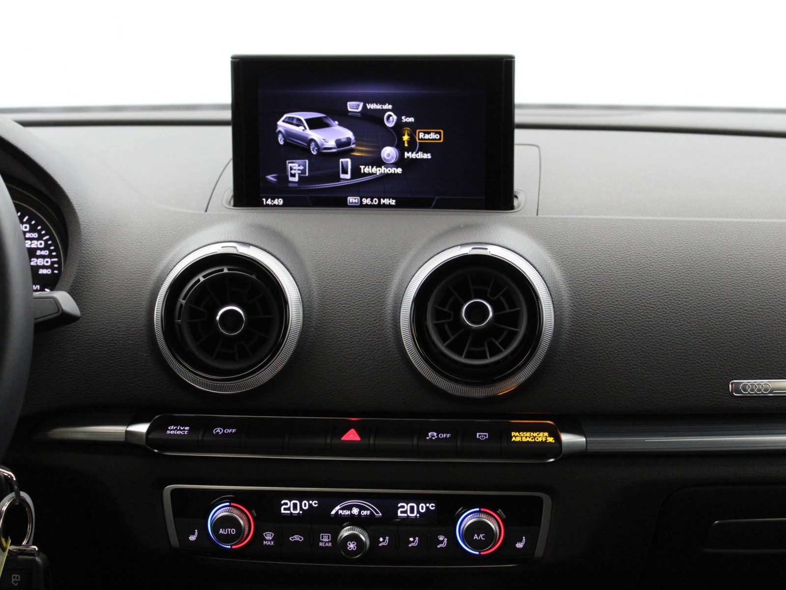 AUDI - A3 SPORTBACK - #182505 - 11