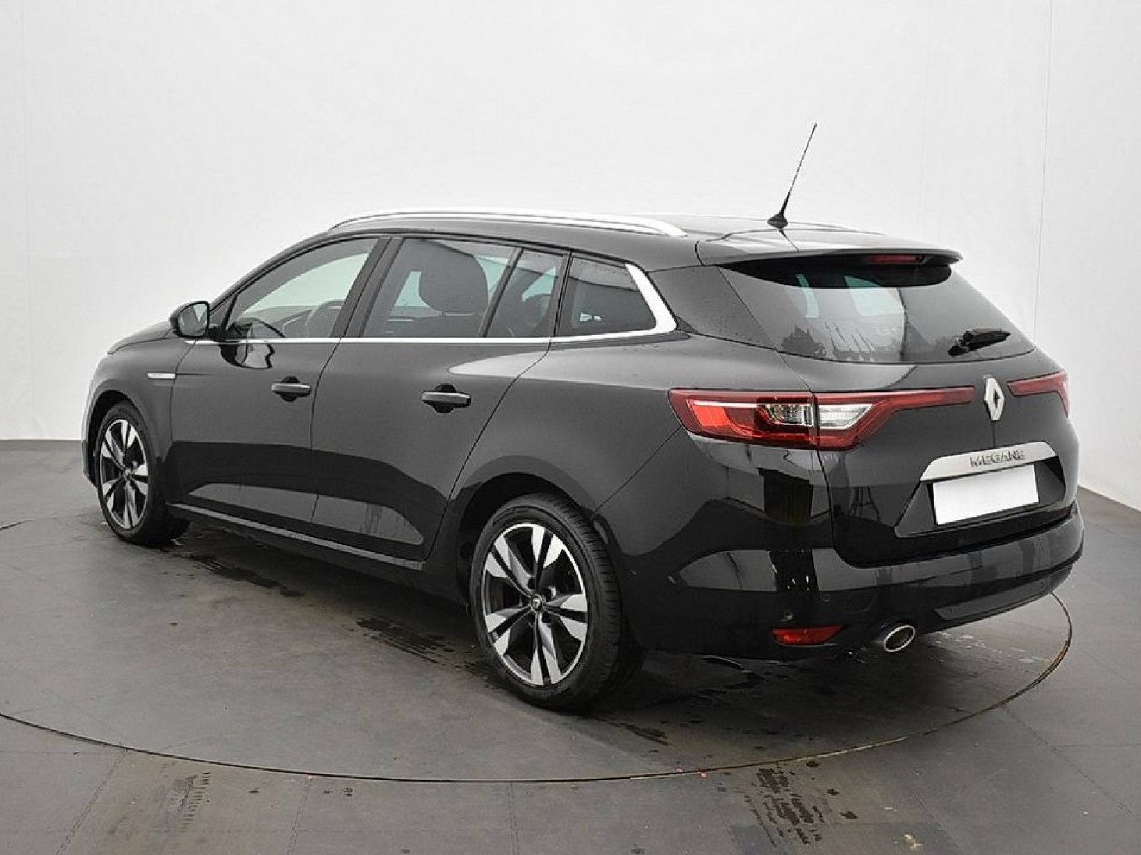 RENAULT - MEGANE IV ESTATE - #181942 - 18
