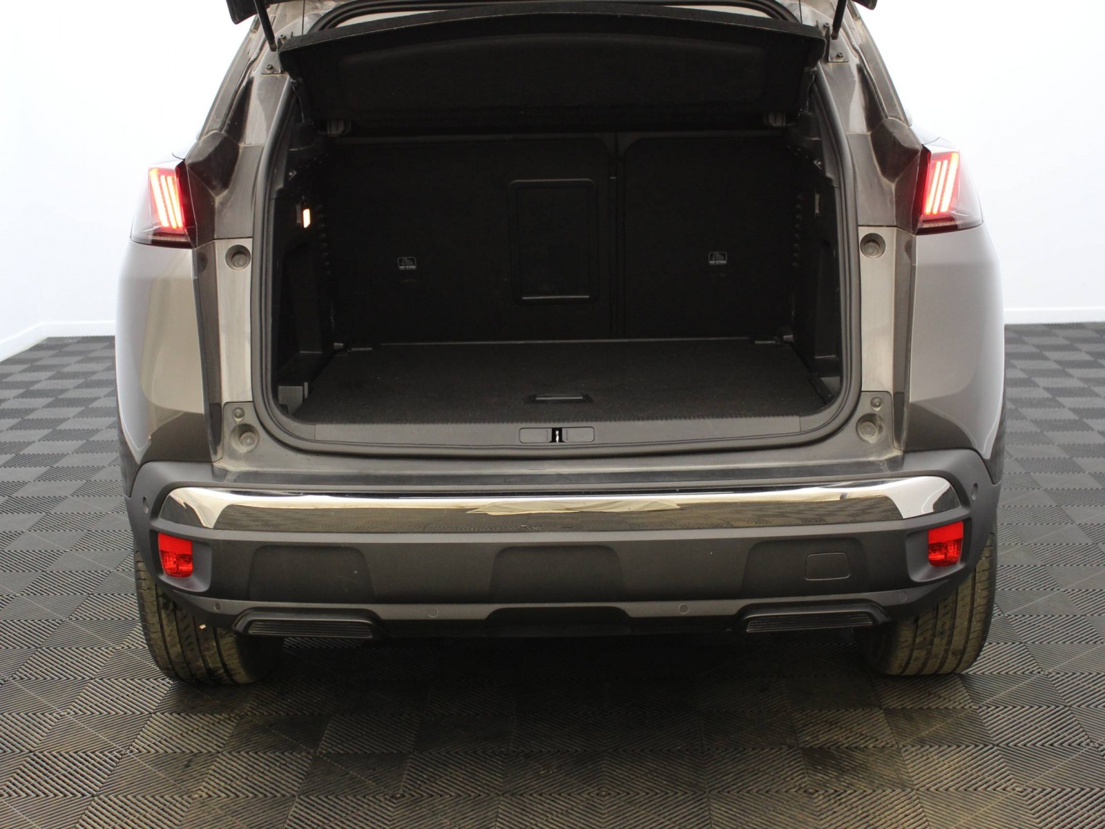 PEUGEOT - 3008 - #182336 - 6