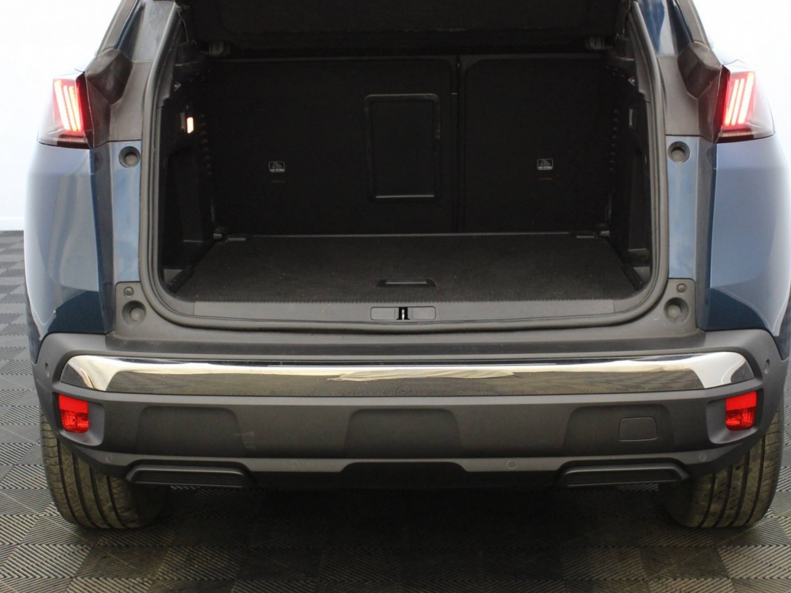 PEUGEOT - 3008 - #182329 - 28