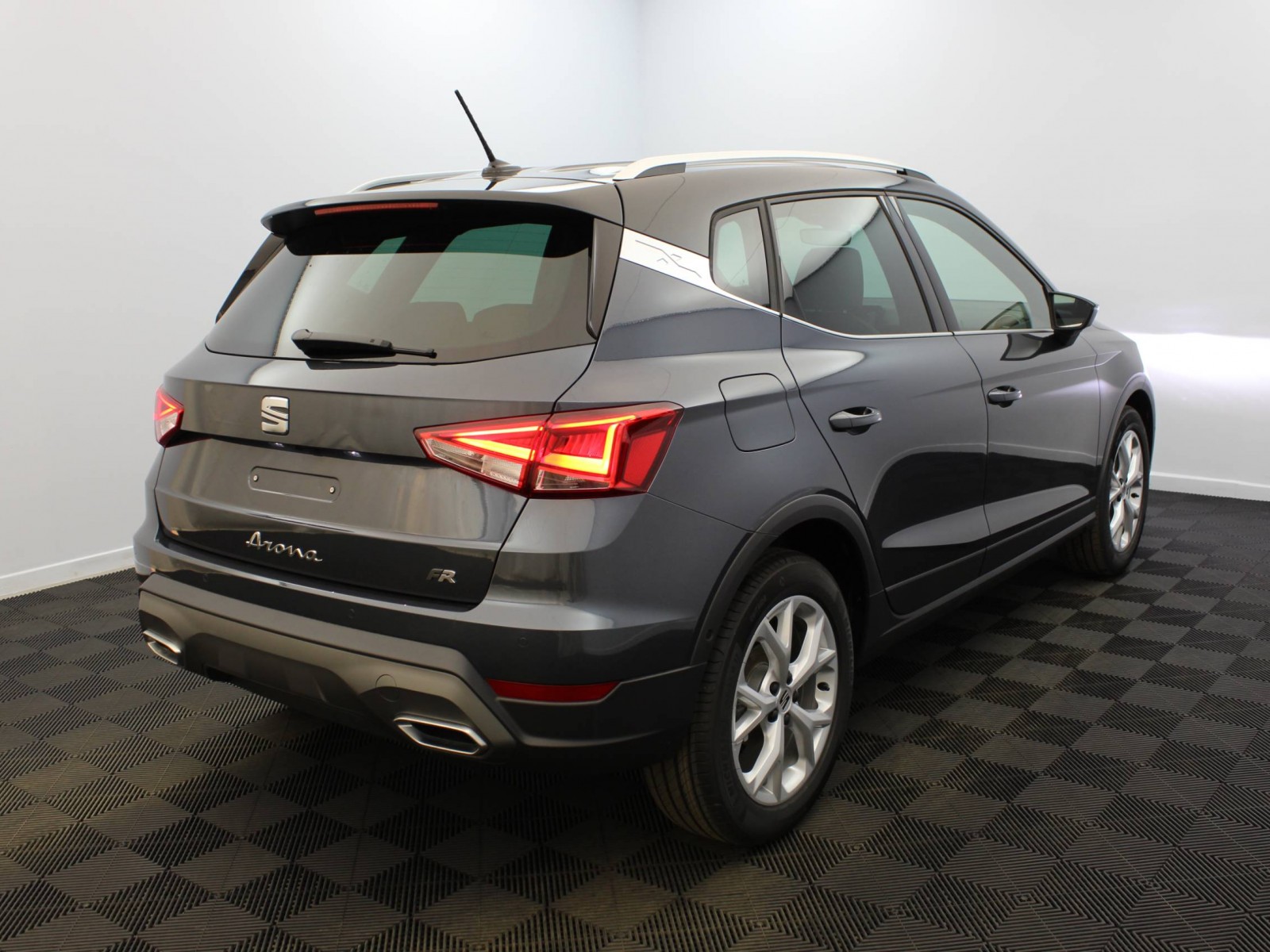 SEAT - ARONA - #182589 - 3