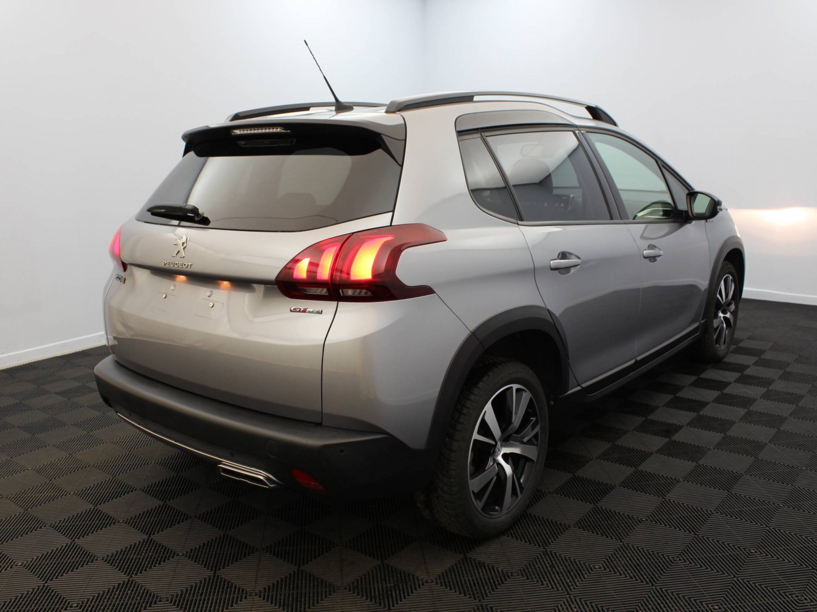 PEUGEOT - 2008 - #182711 - 3
