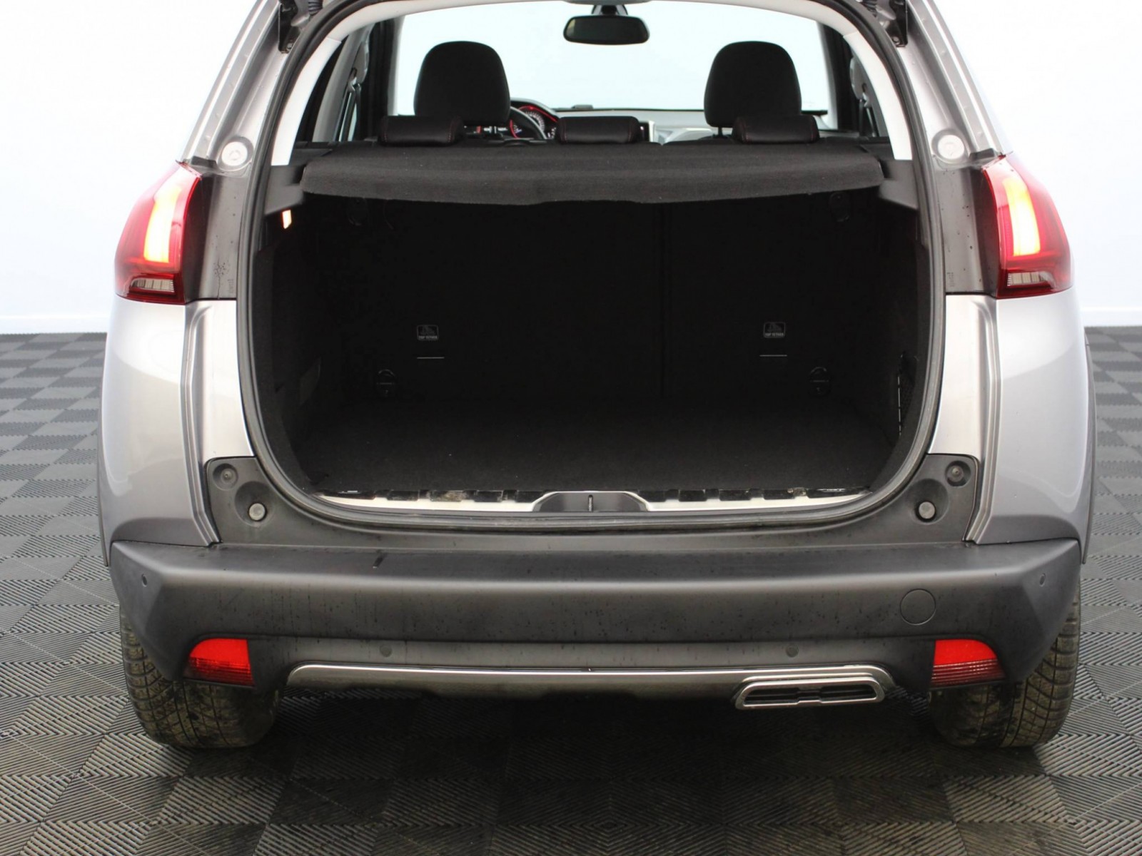 PEUGEOT - 2008 - #182711 - 29