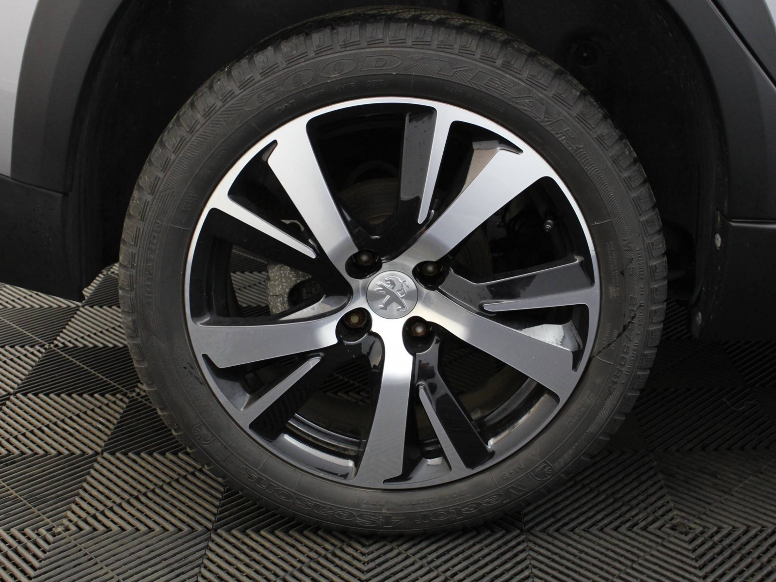 PEUGEOT - 2008 - #182711 - 6