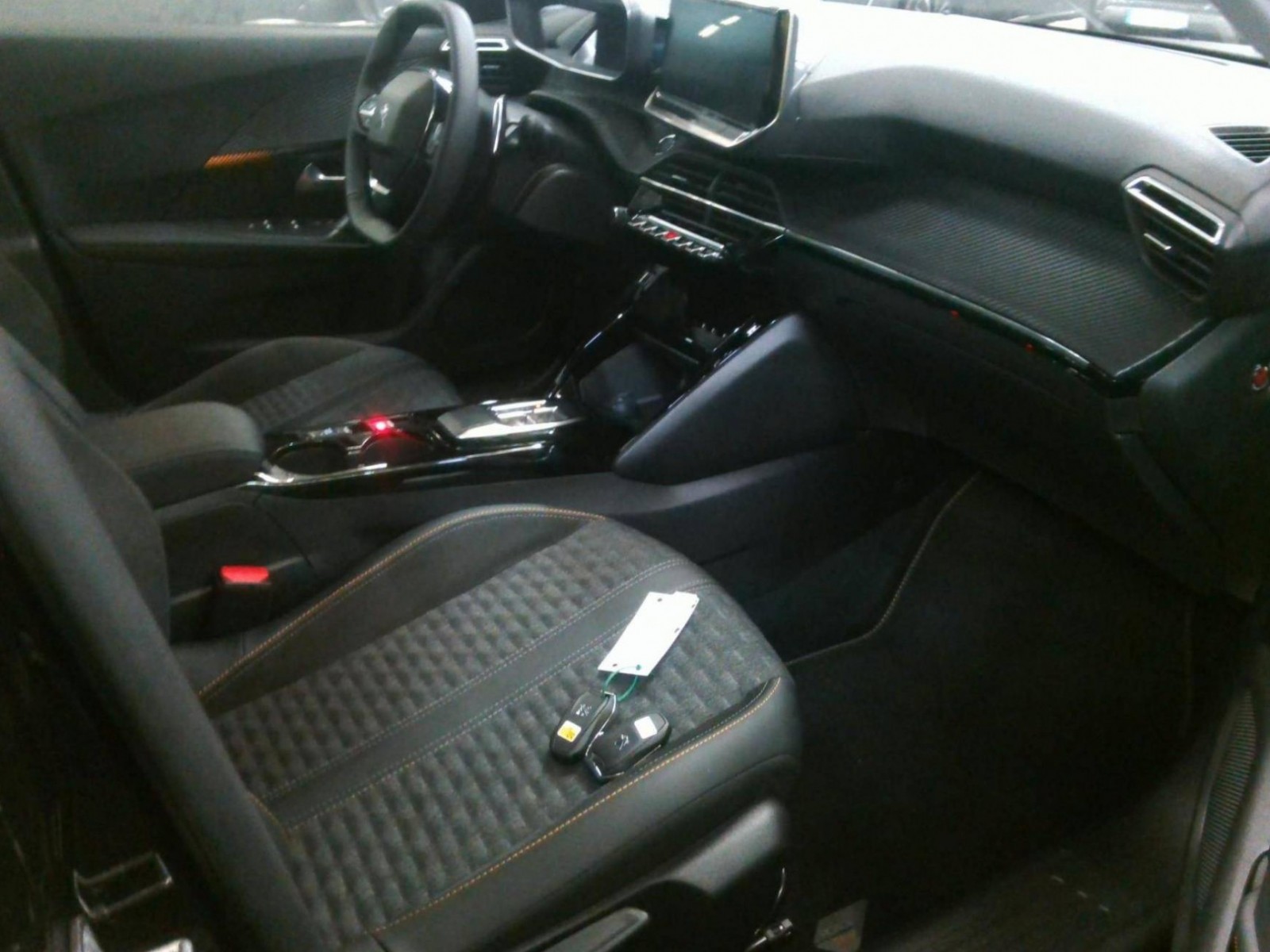PEUGEOT - 2008 - #183056 - 6