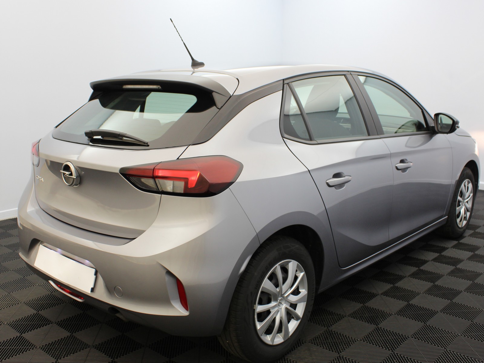 OPEL - CORSA - #181503 - 18