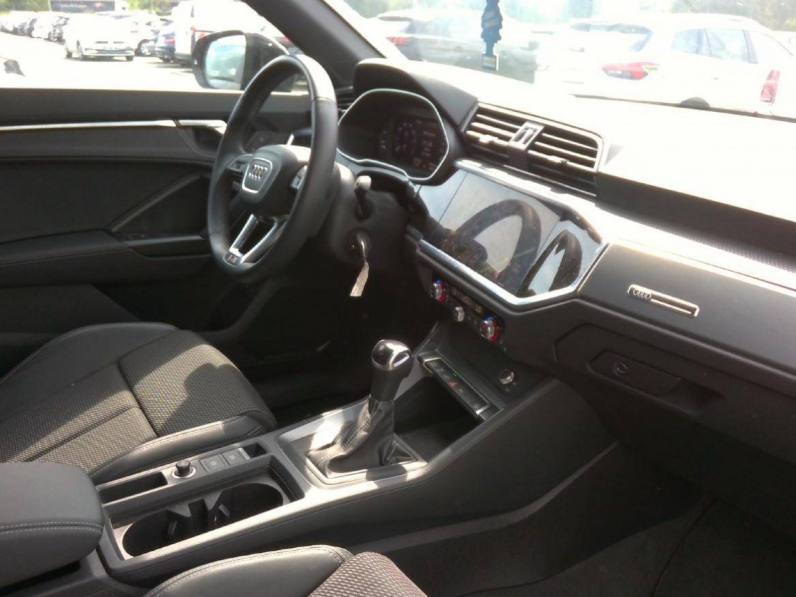 AUDI - Q3 SPORTBACK - #266693 - 5