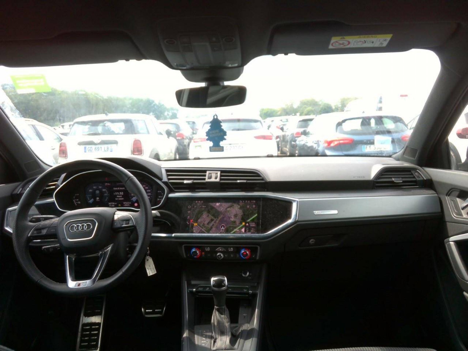 AUDI - Q3 SPORTBACK - #266693 - 3