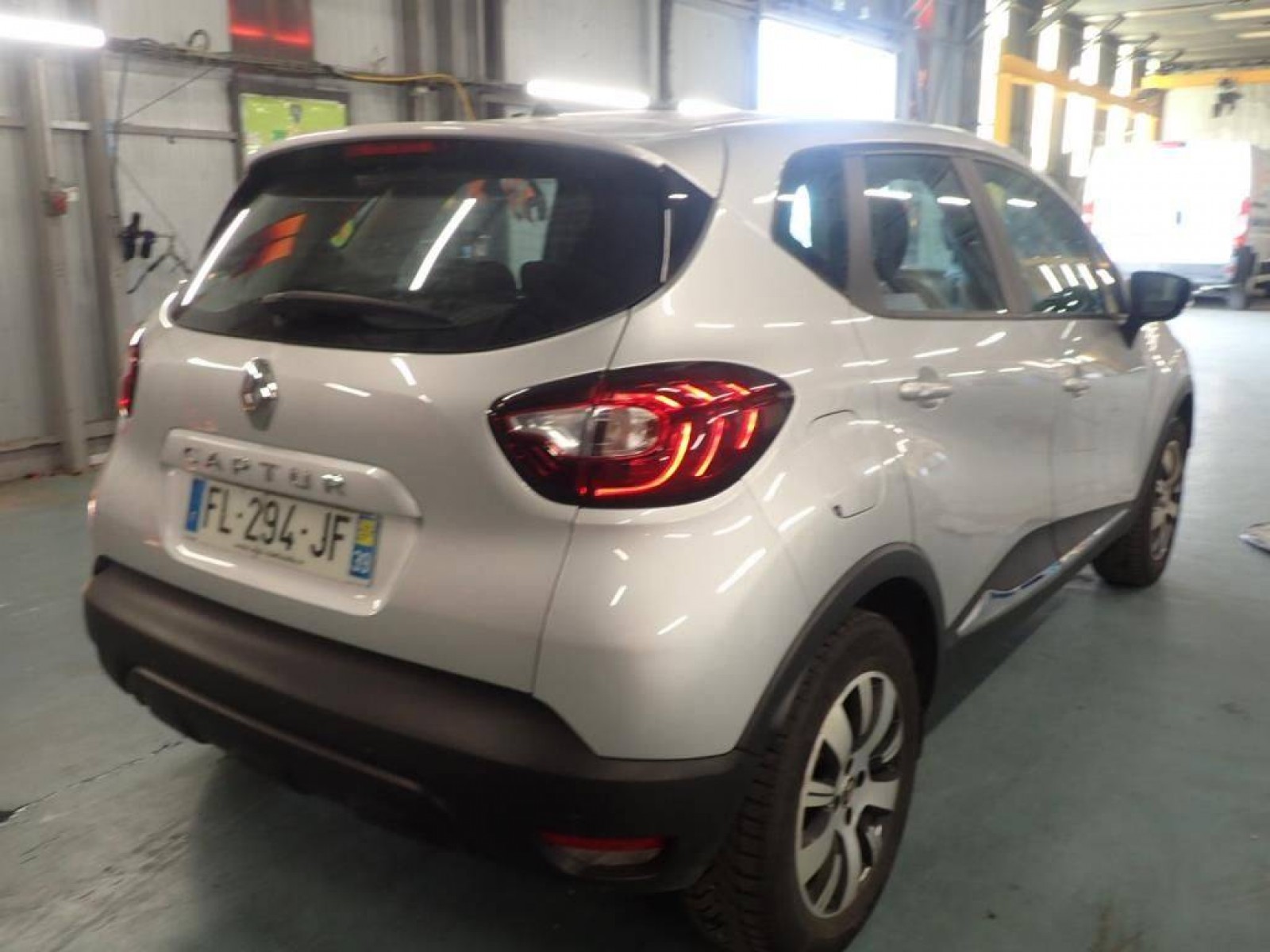 RENAULT - CAPTUR BUSINESS - #183117 - 1